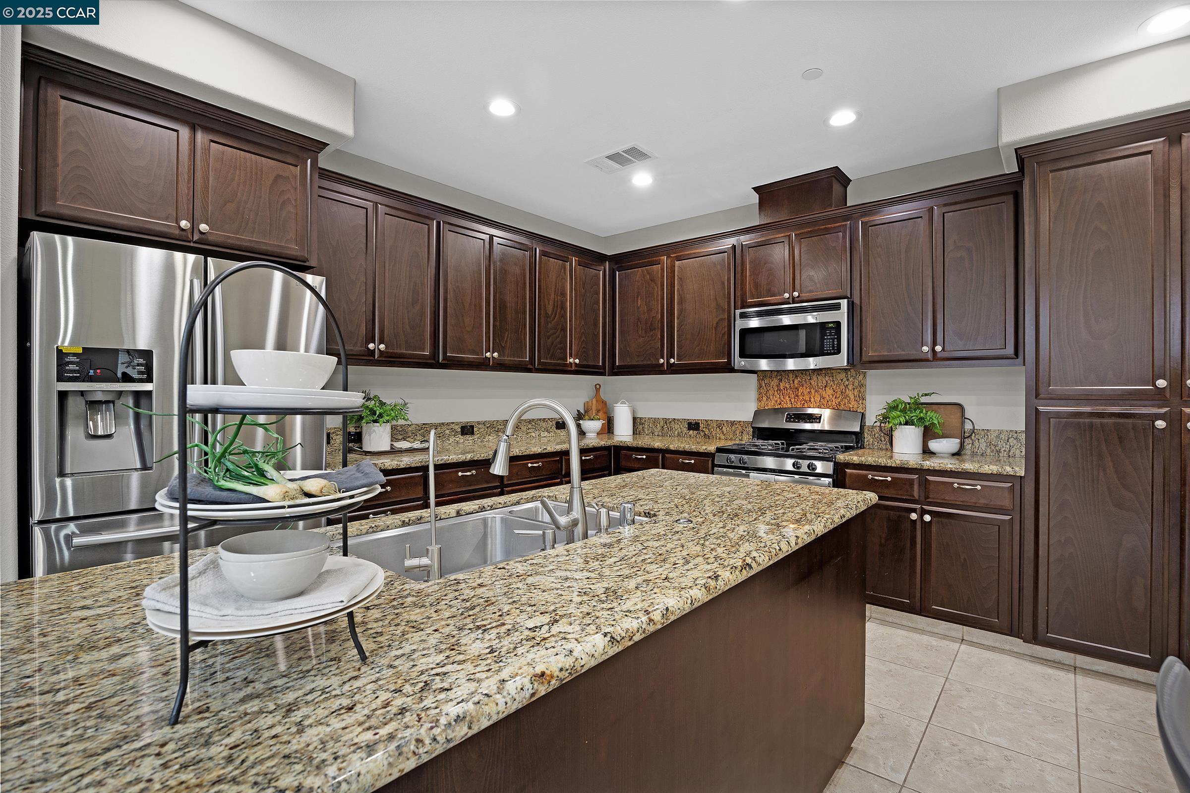 Detail Gallery Image 10 of 36 For 2019 Tarragon Rose, San Ramon,  CA 94582 - 4 Beds | 3 Baths