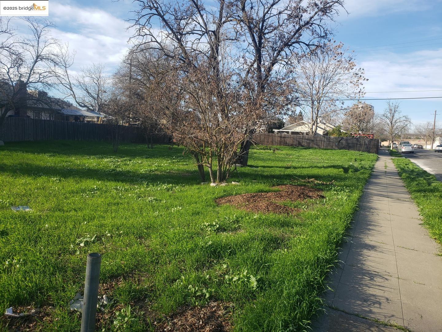 Detail Gallery Image 4 of 4 For 2387 E Lafayette St, Stockton,  CA 95205 - – Beds | – Baths
