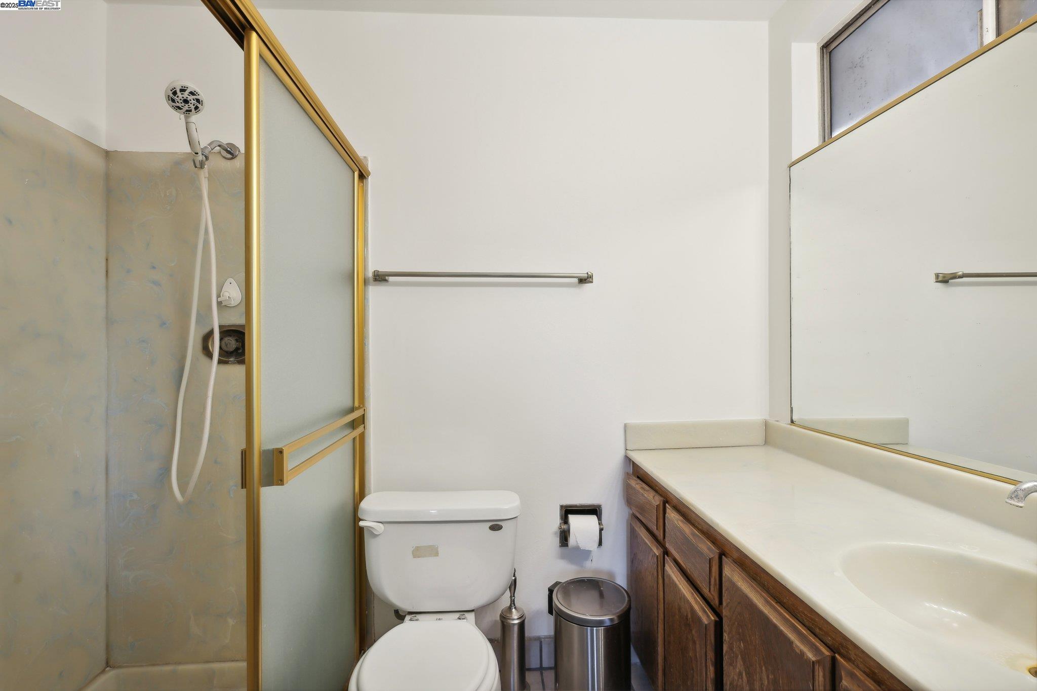 Detail Gallery Image 27 of 38 For 859 S Mcdowell Blvd, Petaluma,  CA 94954-4438 - 3 Beds | 2 Baths