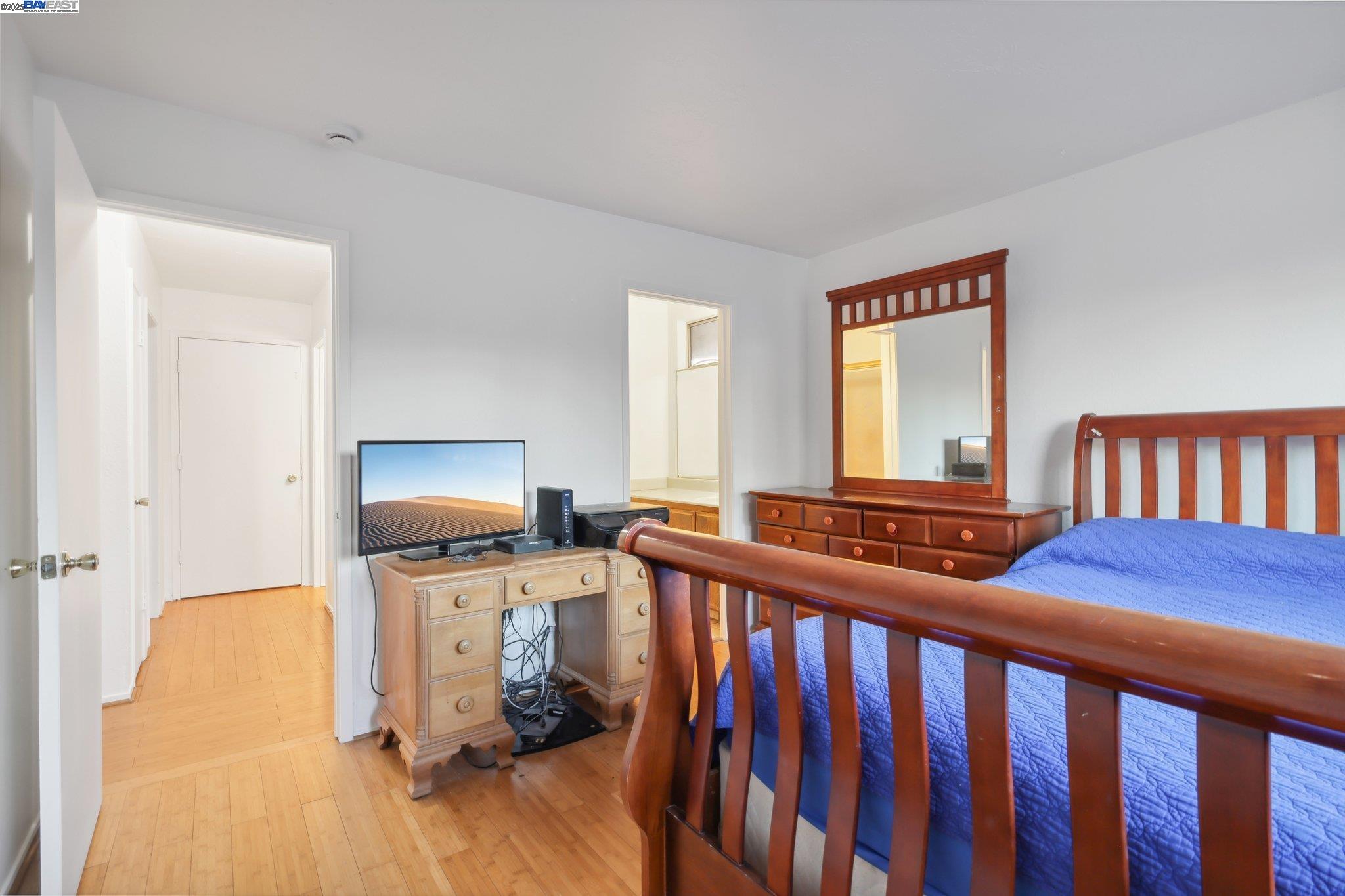 Detail Gallery Image 29 of 38 For 859 S Mcdowell Blvd, Petaluma,  CA 94954-4438 - 3 Beds | 2 Baths