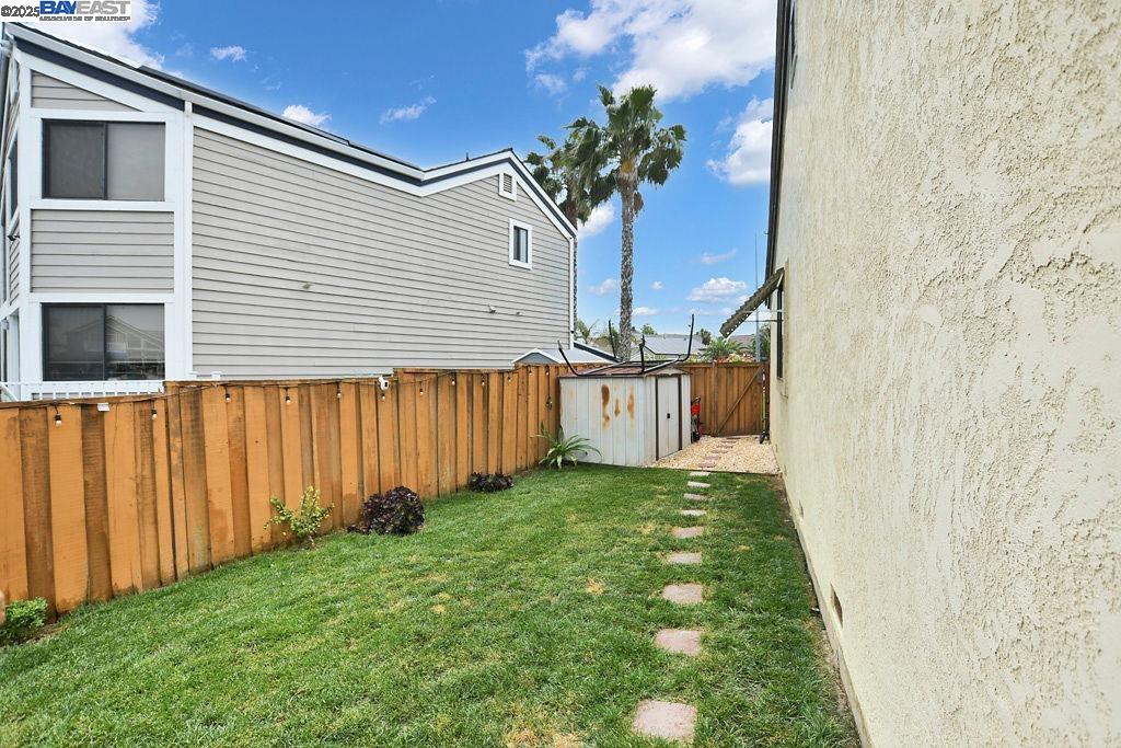 Detail Gallery Image 4 of 33 For 4691 Spinnaker Way, Discovery Bay,  CA 94505 - 3 Beds | 2 Baths