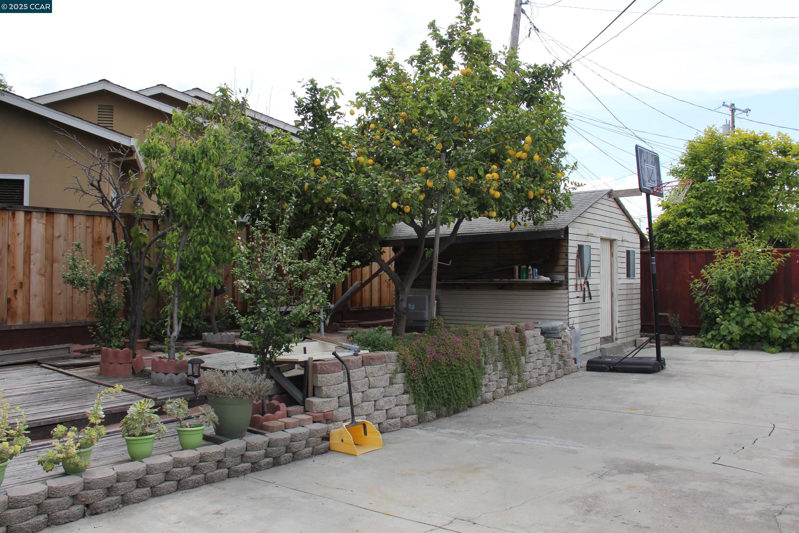 Detail Gallery Image 8 of 35 For 340 Carnegie Dr, Milpitas,  CA 95035 - 4 Beds | 2 Baths