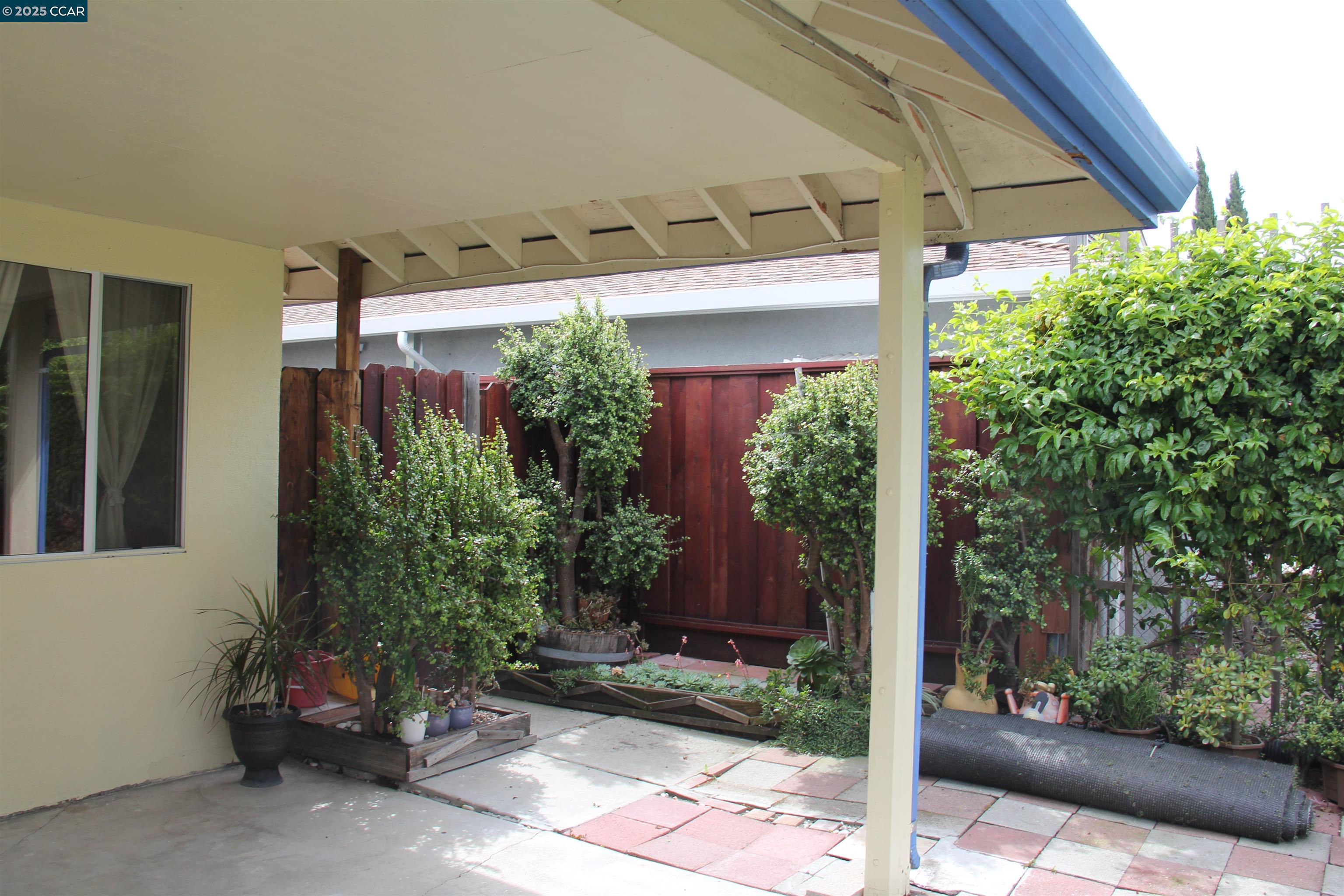 Detail Gallery Image 9 of 35 For 340 Carnegie Dr, Milpitas,  CA 95035 - 4 Beds | 2 Baths