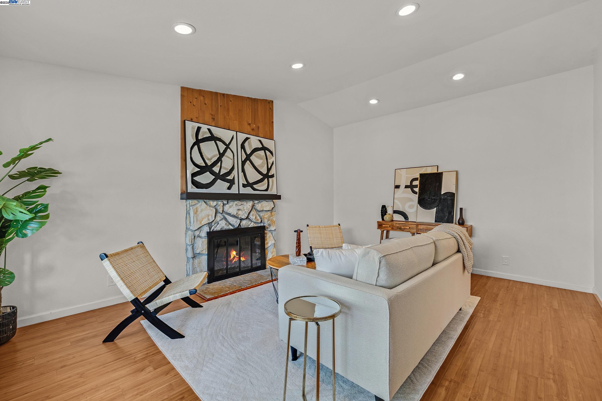 Detail Gallery Image 7 of 43 For 38850 Hayes St, Fremont,  CA 94536 - 4 Beds | 2 Baths