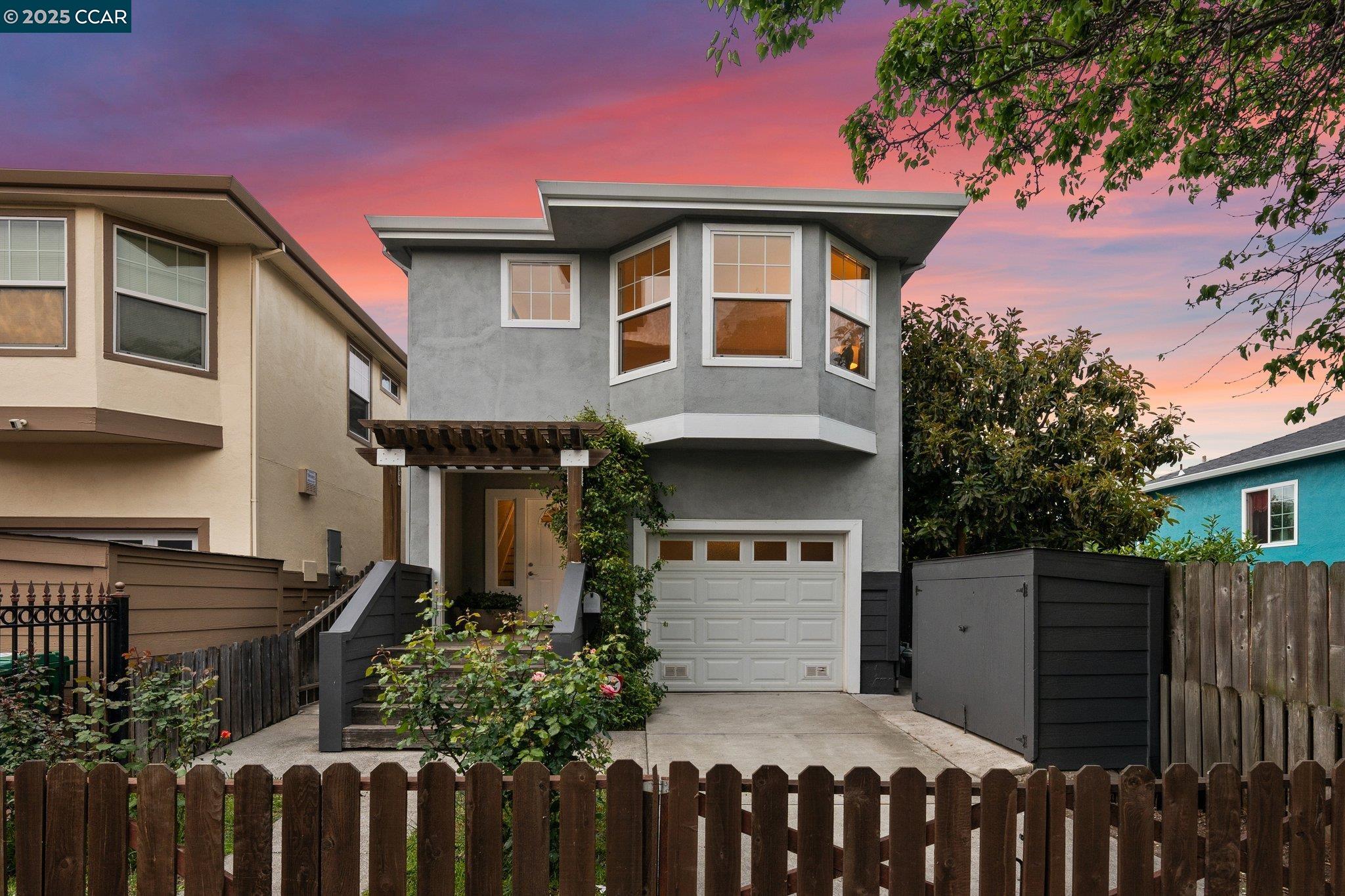Detail Gallery Image 1 of 60 For 1256 Fred Jackson Way, Richmond,  CA 94801 - 3 Beds | 2/1 Baths
