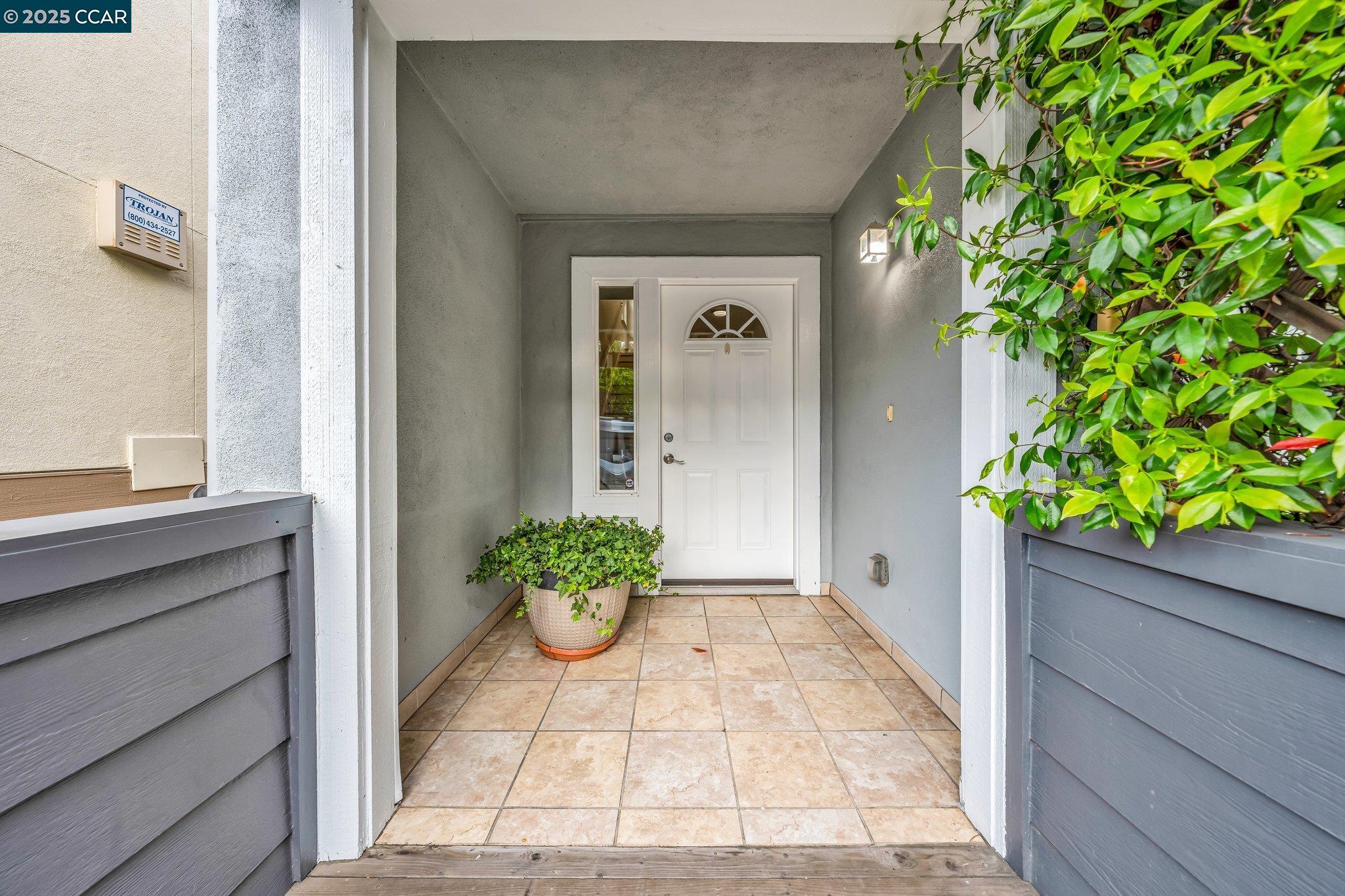 Detail Gallery Image 2 of 60 For 1256 Fred Jackson Way, Richmond,  CA 94801 - 3 Beds | 2/1 Baths