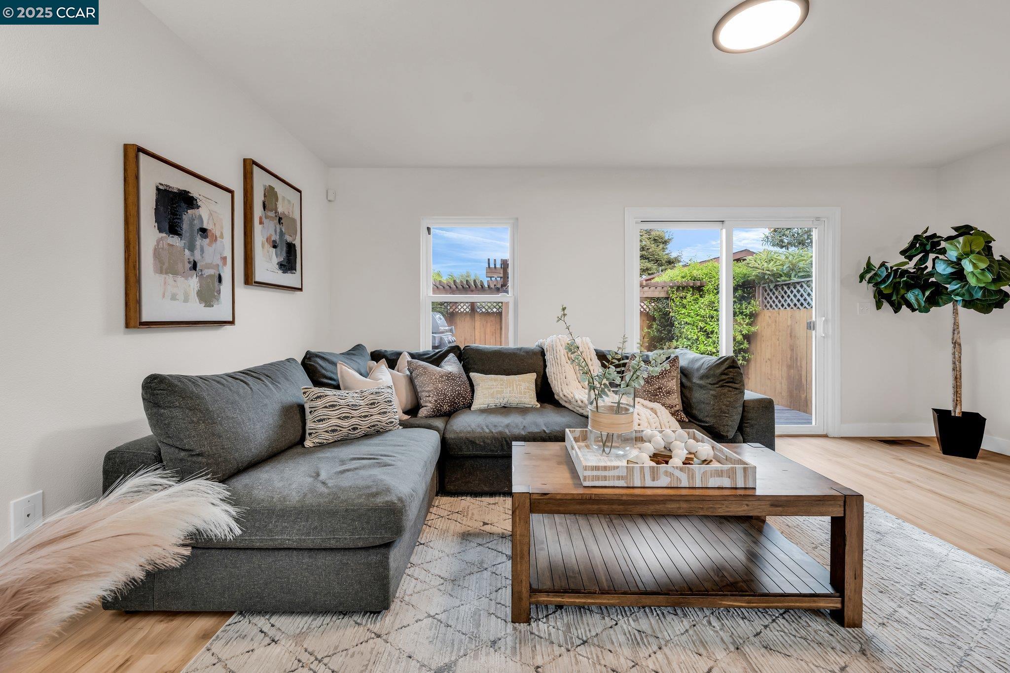 Detail Gallery Image 4 of 60 For 1256 Fred Jackson Way, Richmond,  CA 94801 - 3 Beds | 2/1 Baths