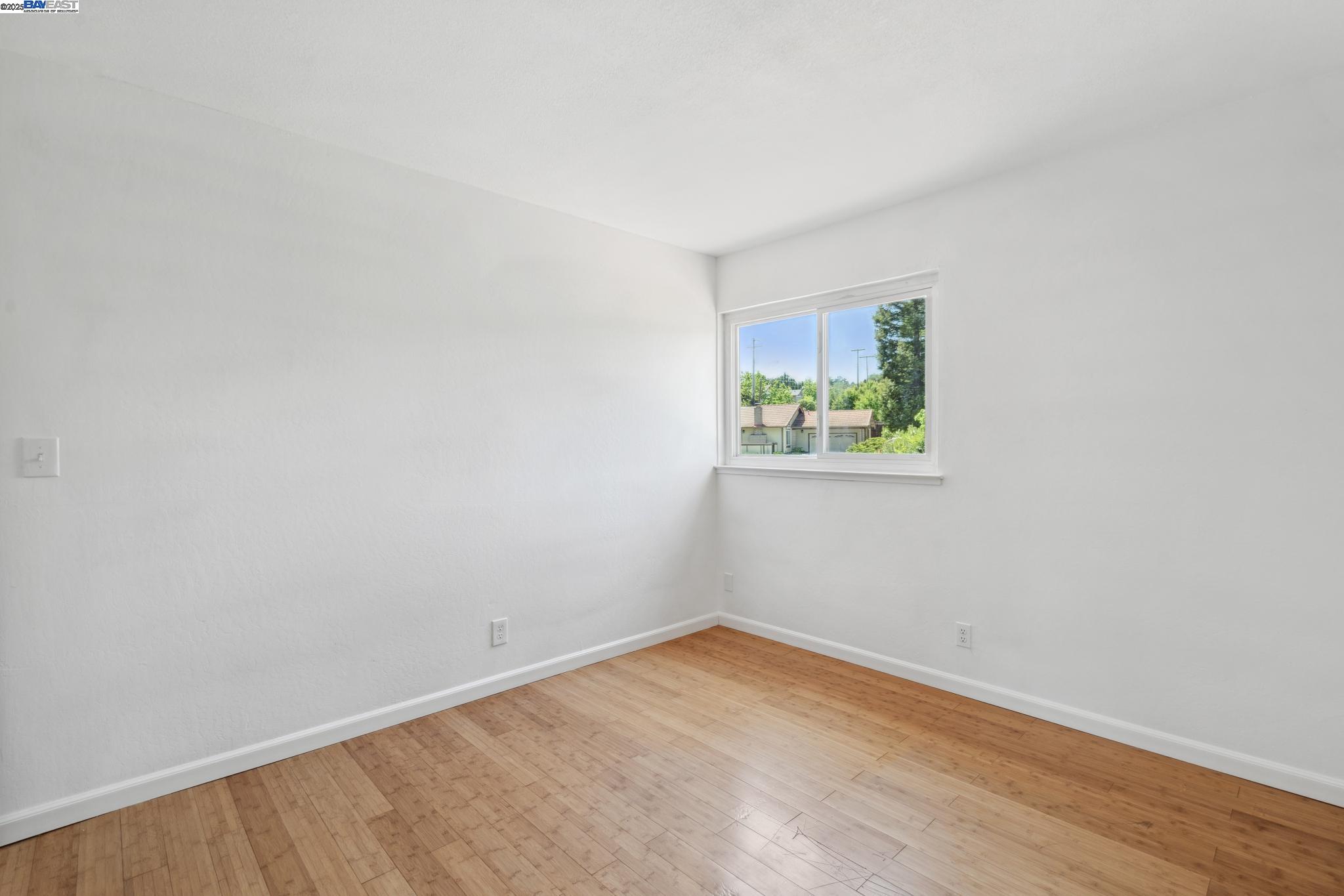 Detail Gallery Image 29 of 45 For 30 Jib Ct, Pleasant Hill,  CA 94523 - 4 Beds | 2/1 Baths