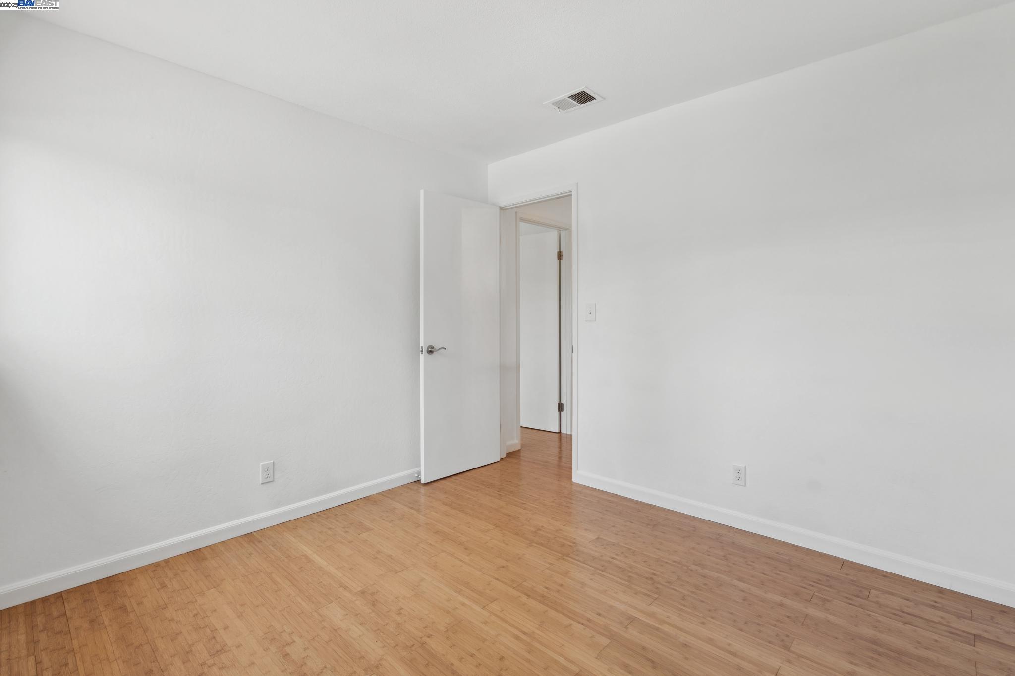 Detail Gallery Image 32 of 45 For 30 Jib Ct, Pleasant Hill,  CA 94523 - 4 Beds | 2/1 Baths
