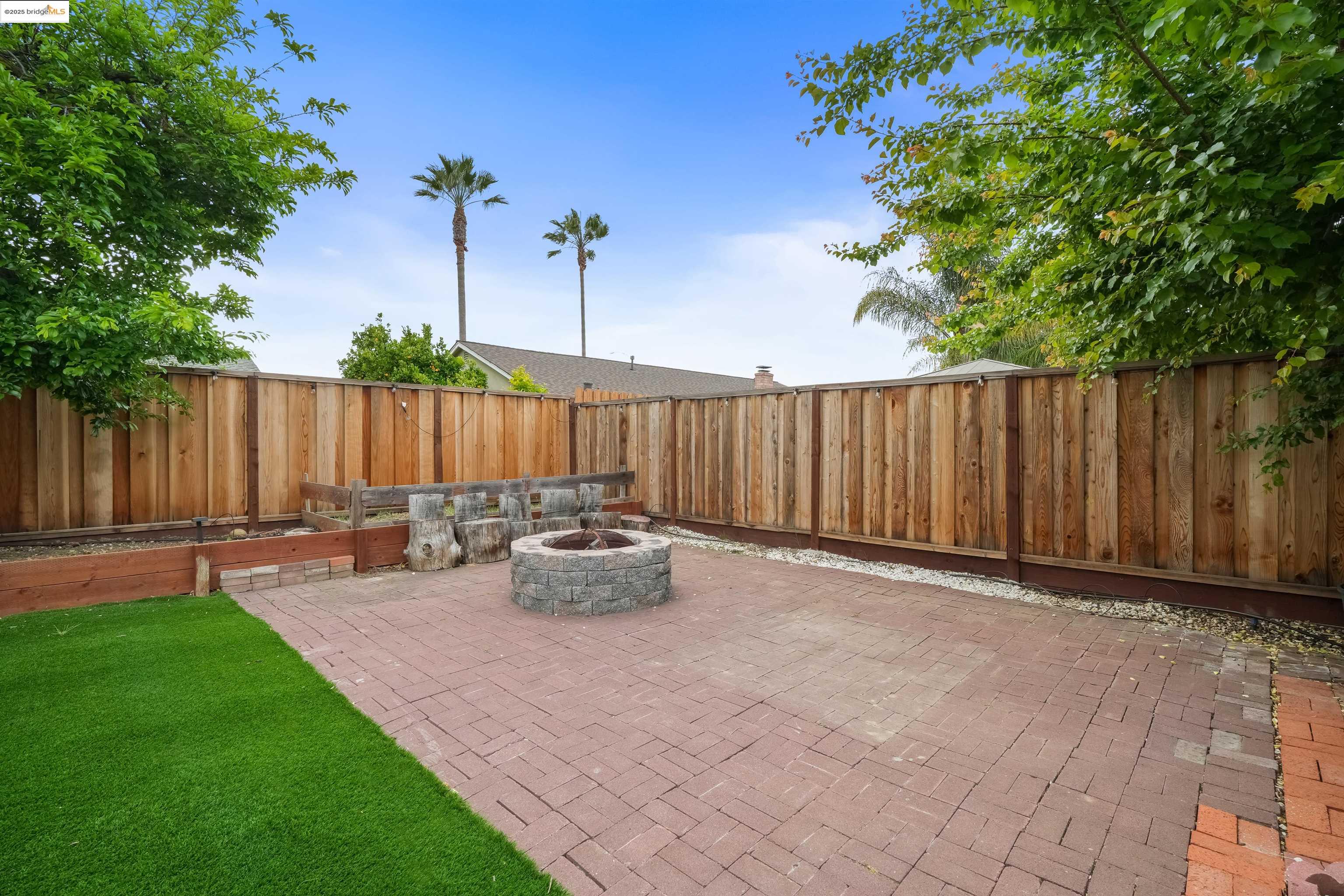 Detail Gallery Image 17 of 22 For 4881 Rue Loiret, San Jose,  CA 95136 - 3 Beds | 2 Baths