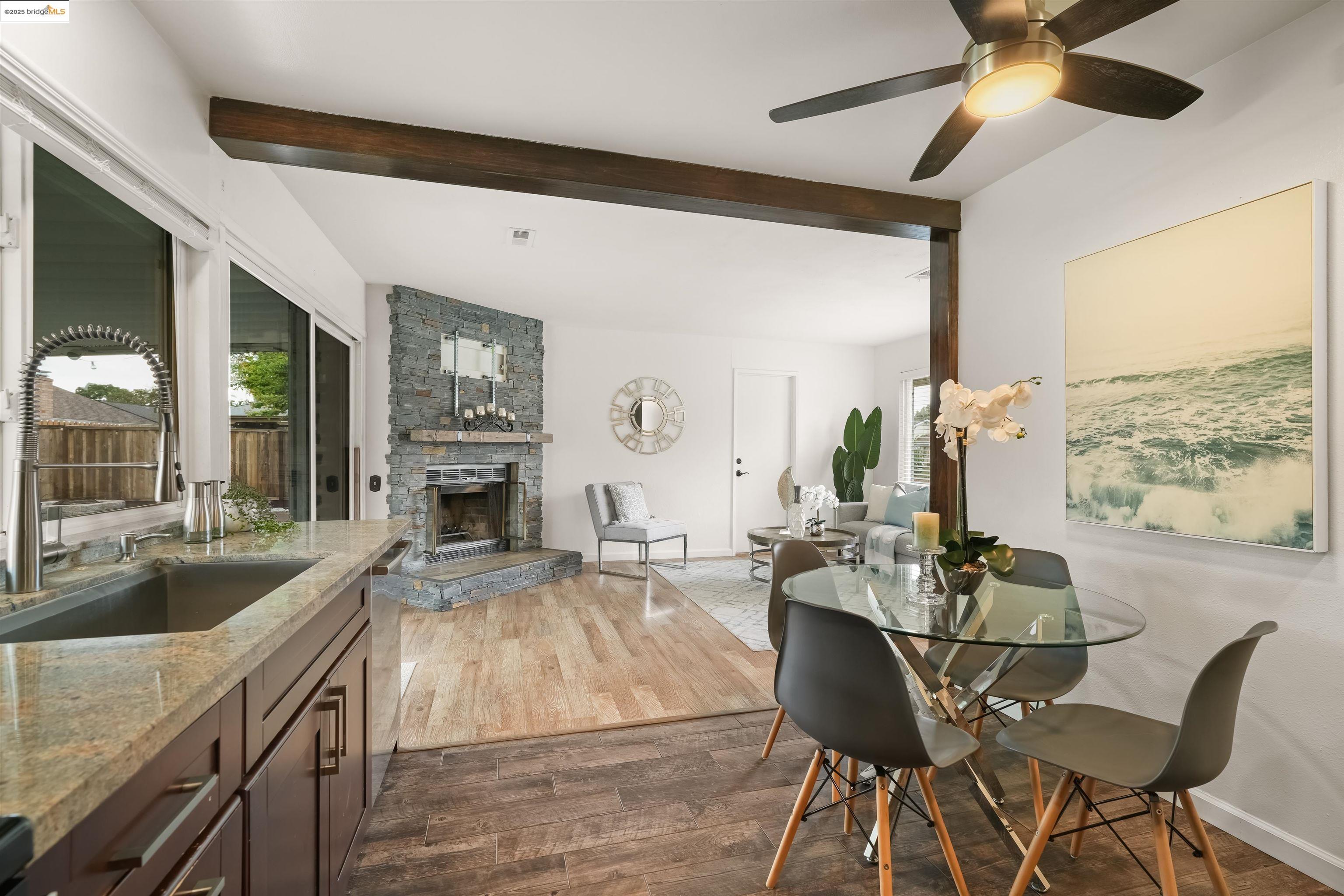 Detail Gallery Image 7 of 22 For 4881 Rue Loiret, San Jose,  CA 95136 - 3 Beds | 2 Baths