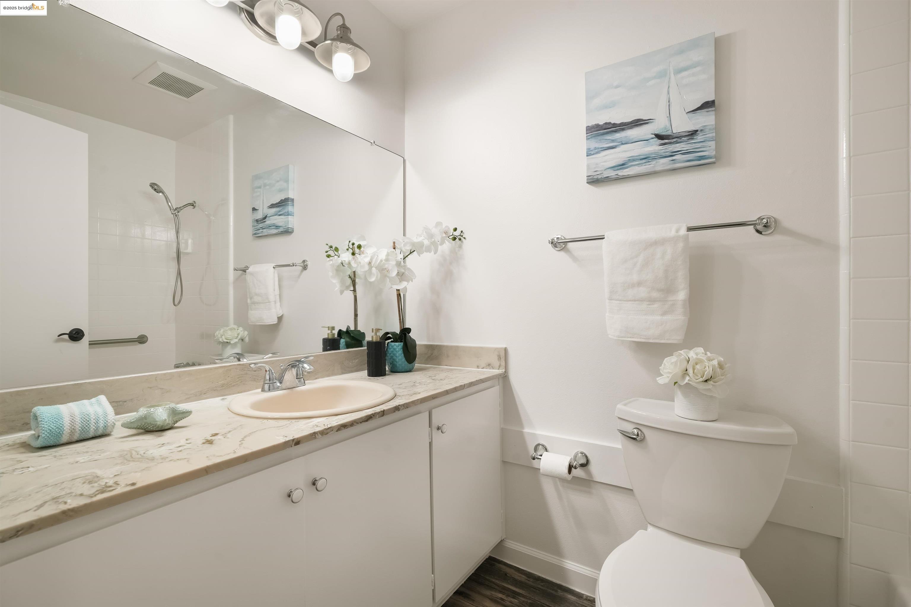 Detail Gallery Image 8 of 22 For 4881 Rue Loiret, San Jose,  CA 95136 - 3 Beds | 2 Baths