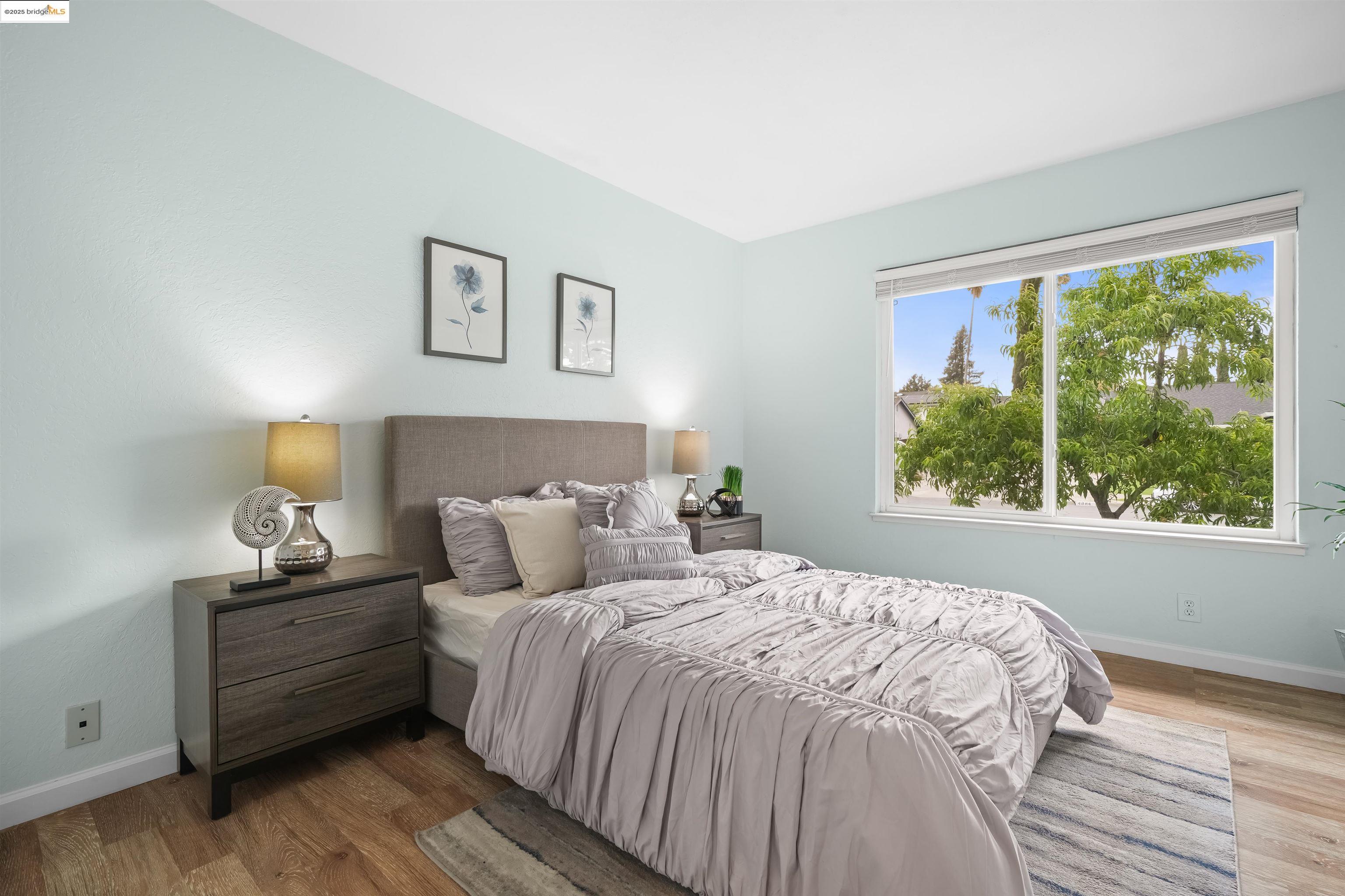 Detail Gallery Image 10 of 22 For 4881 Rue Loiret, San Jose,  CA 95136 - 3 Beds | 2 Baths