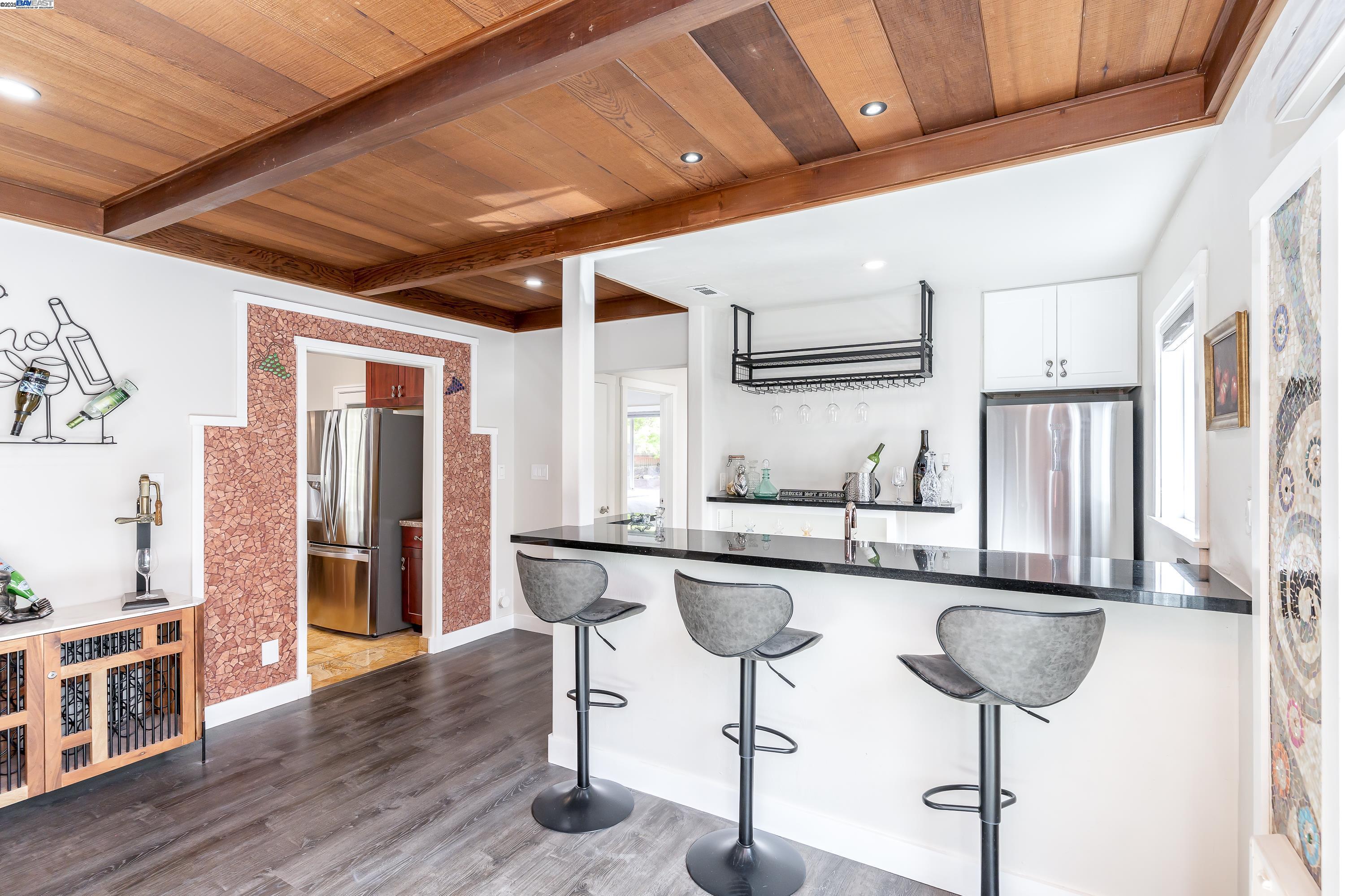 Detail Gallery Image 25 of 45 For 4499 Hillsborough Dr, Castro Valley,  CA 94546 - 4 Beds | 3 Baths