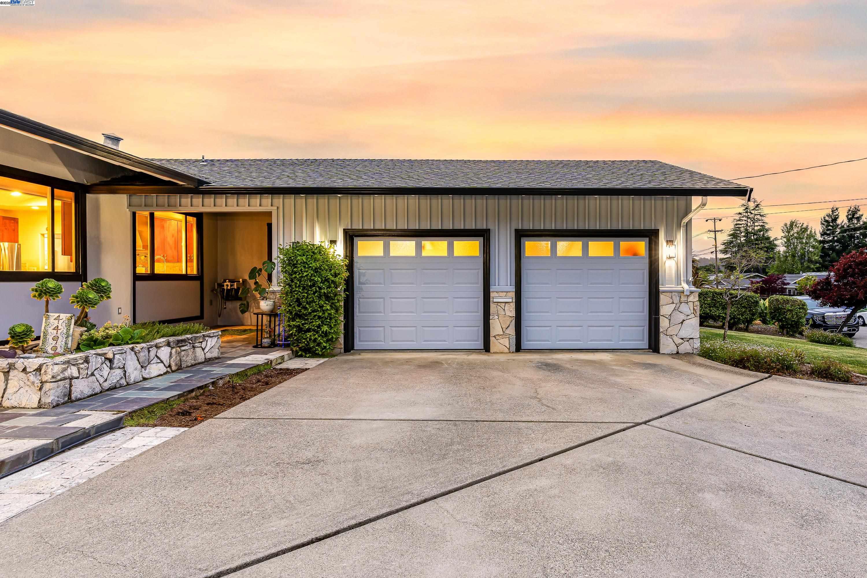 Detail Gallery Image 43 of 45 For 4499 Hillsborough Dr, Castro Valley,  CA 94546 - 4 Beds | 3 Baths