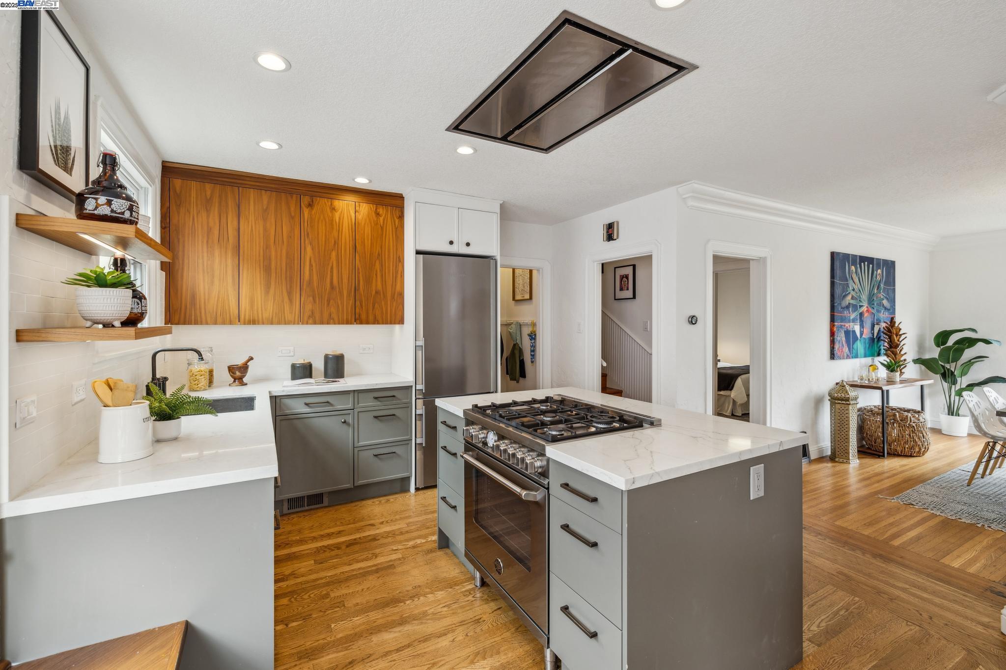 property-img