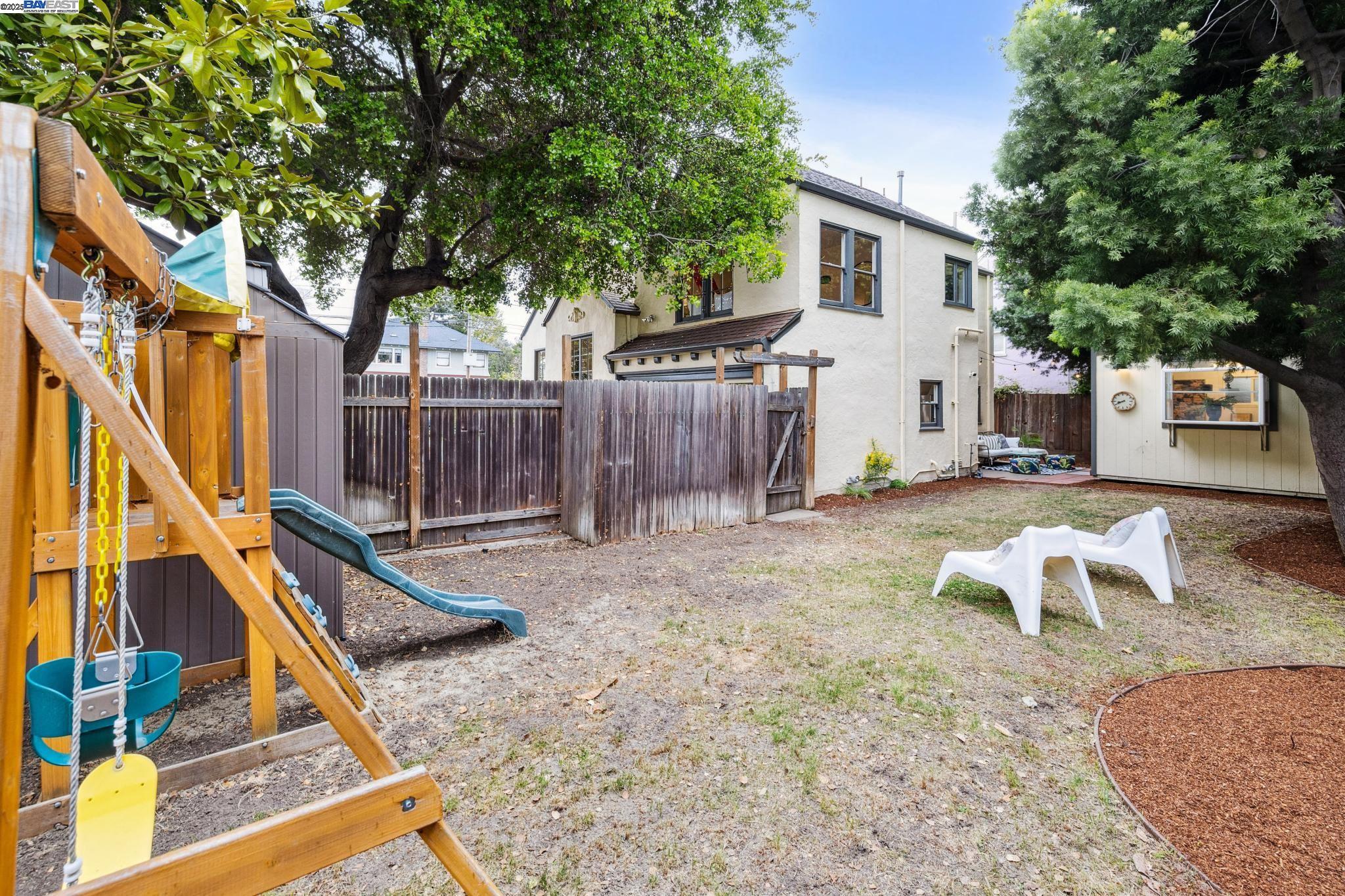 property-img