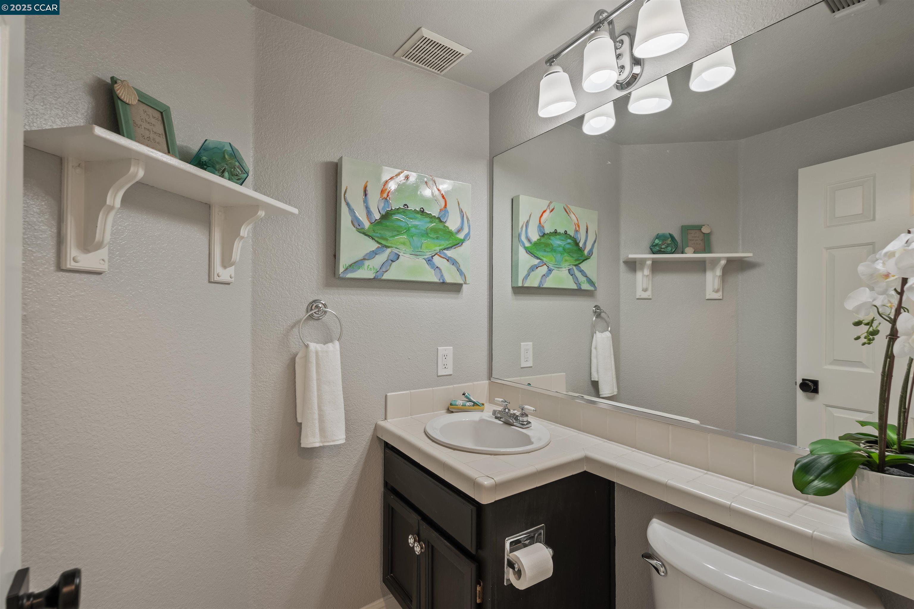 Detail Gallery Image 17 of 48 For 6178 Lakeview Cir, San Ramon,  CA 94582 - 2 Beds | 2/1 Baths