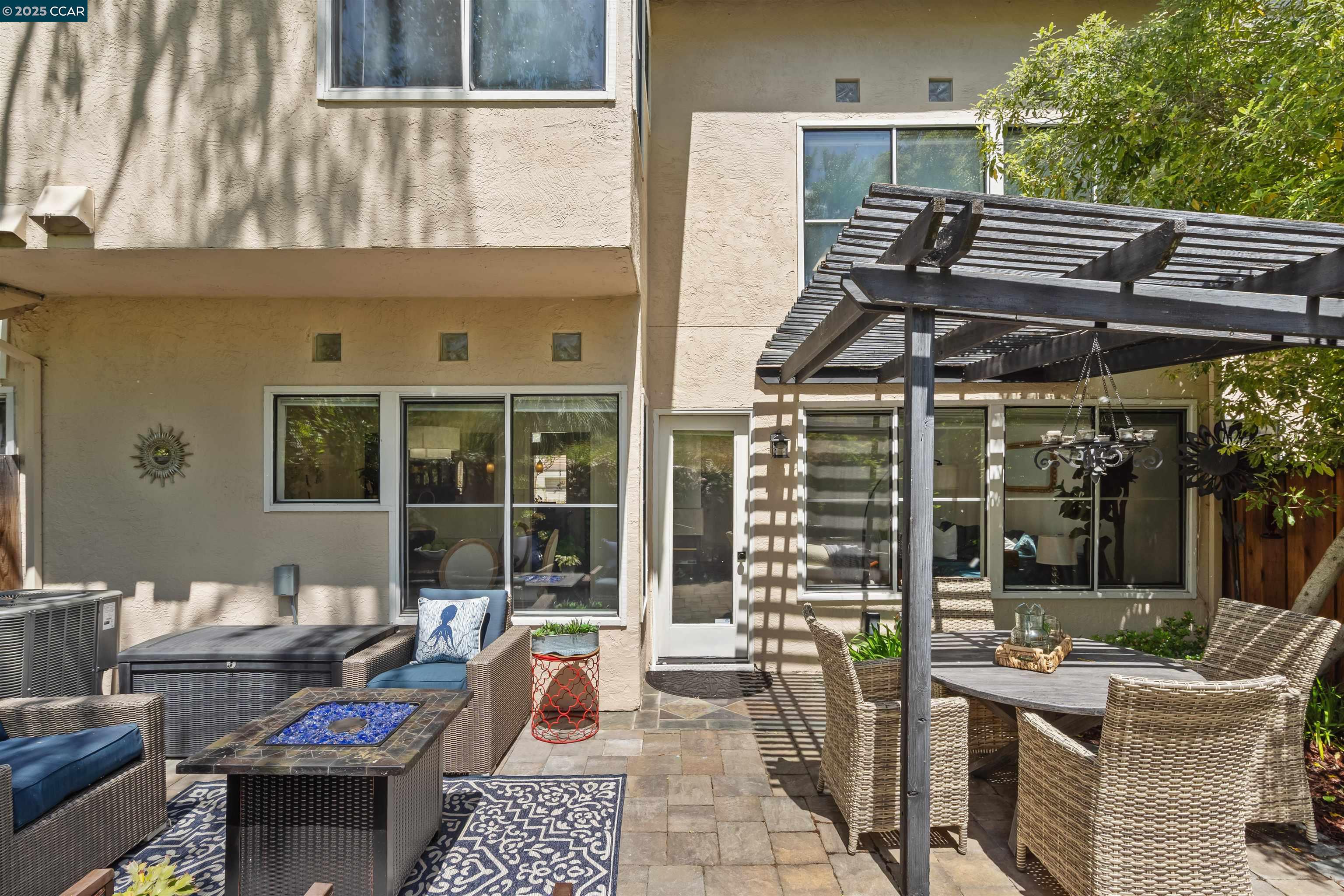Detail Gallery Image 39 of 48 For 6178 Lakeview Cir, San Ramon,  CA 94582 - 2 Beds | 2/1 Baths