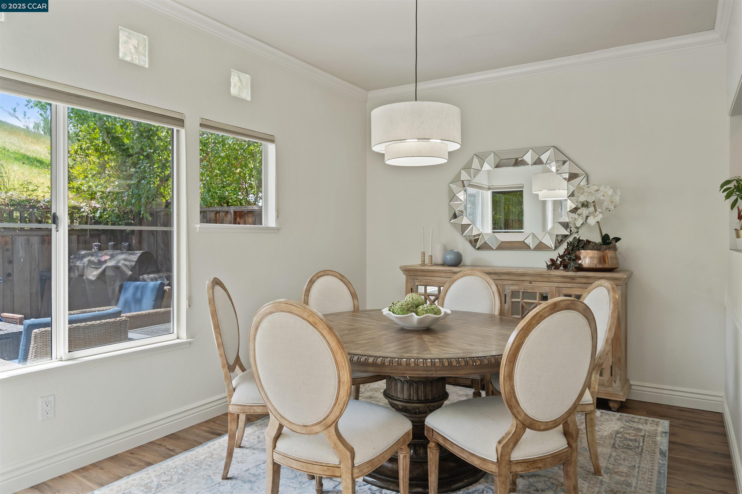 Detail Gallery Image 9 of 48 For 6178 Lakeview Cir, San Ramon,  CA 94582 - 2 Beds | 2/1 Baths