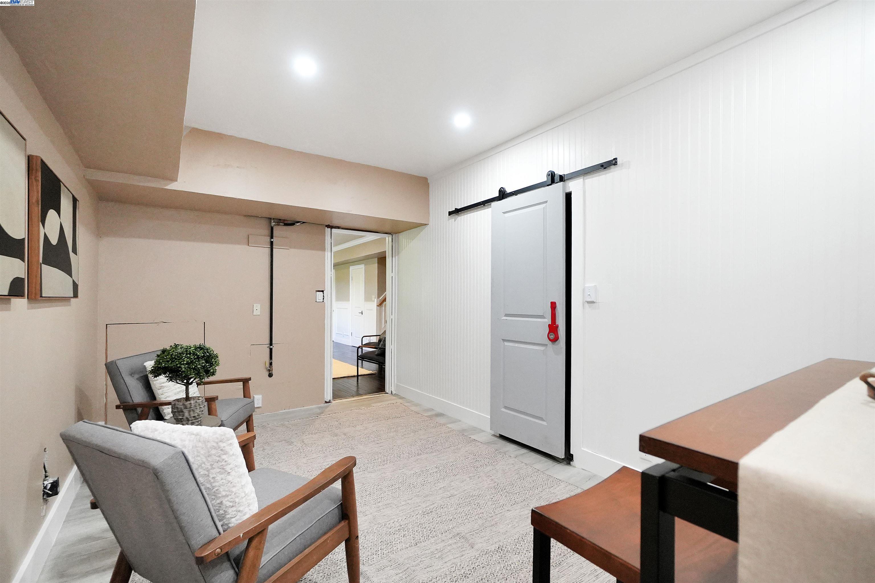 Detail Gallery Image 45 of 55 For 3218 Oakes Dr, Hayward,  CA 94542 - 5 Beds | 3/1 Baths