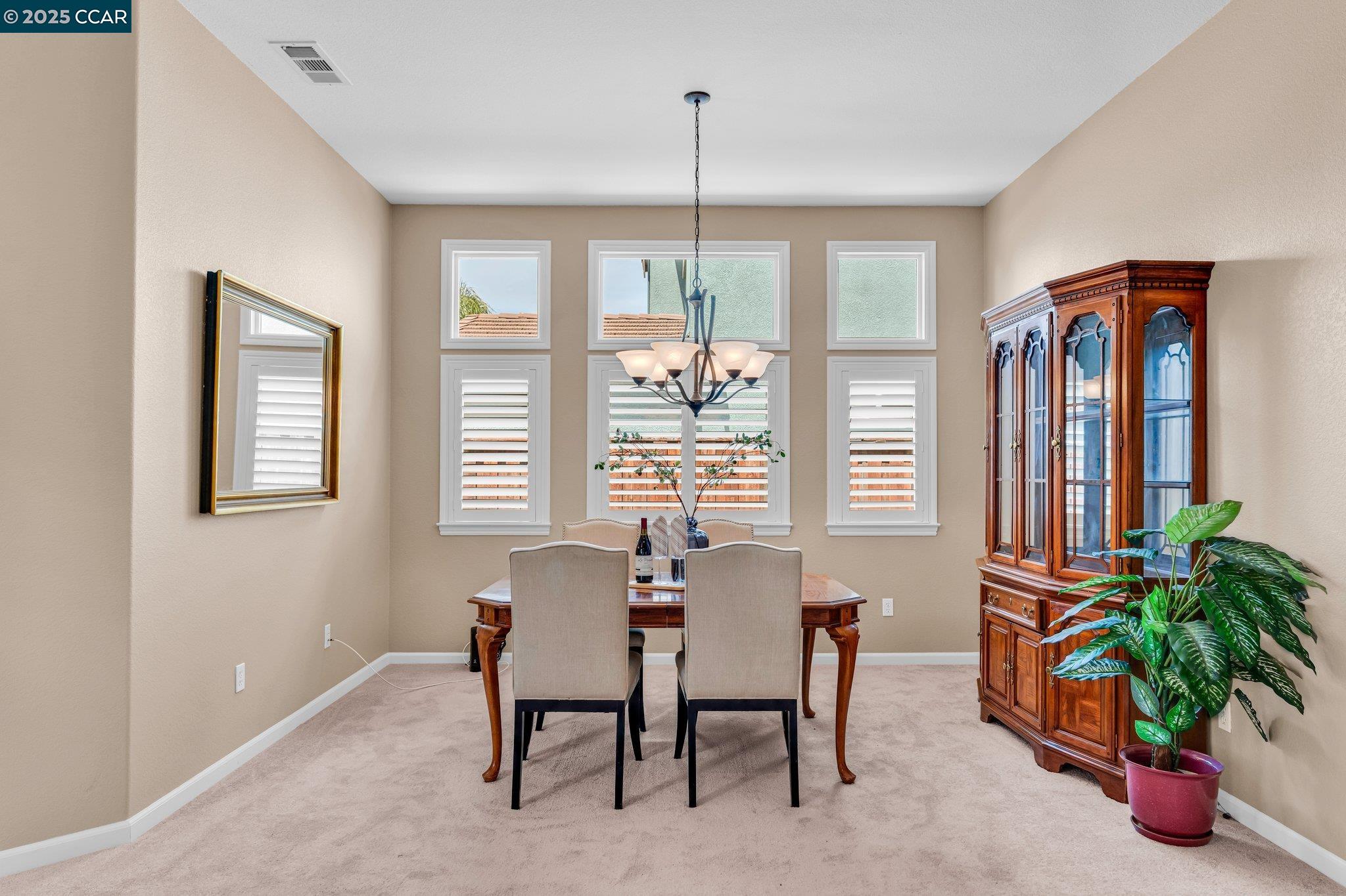 Detail Gallery Image 11 of 59 For 213 Shady Oak Dr, Oakley,  CA 94561 - 4 Beds | 3 Baths