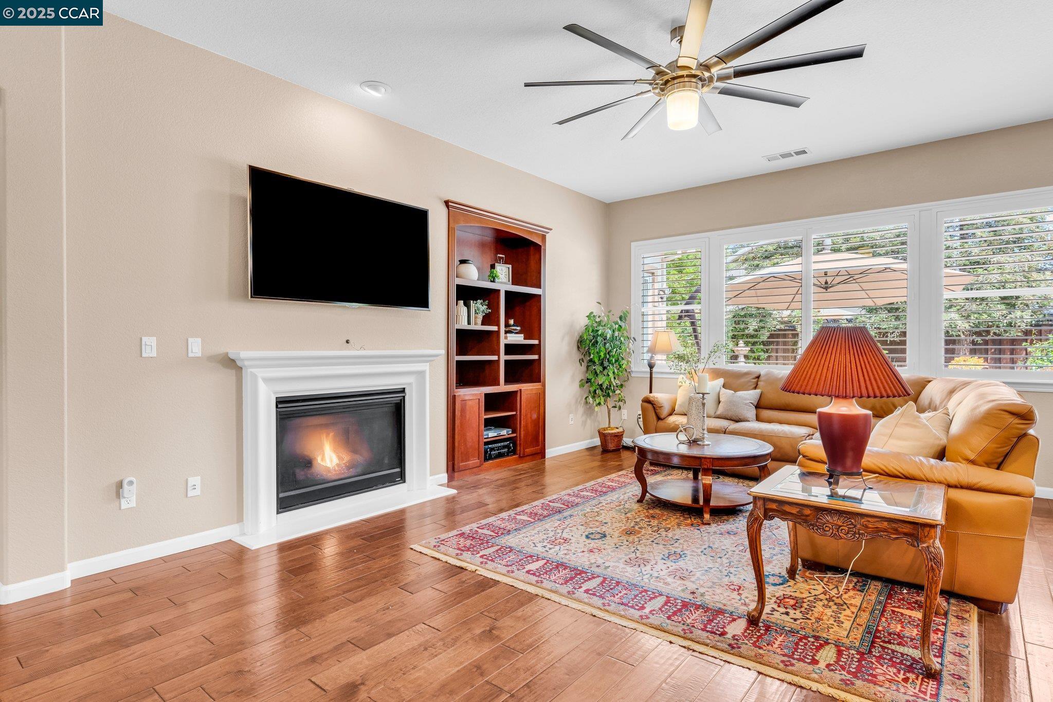 Detail Gallery Image 16 of 59 For 213 Shady Oak Dr, Oakley,  CA 94561 - 4 Beds | 3 Baths