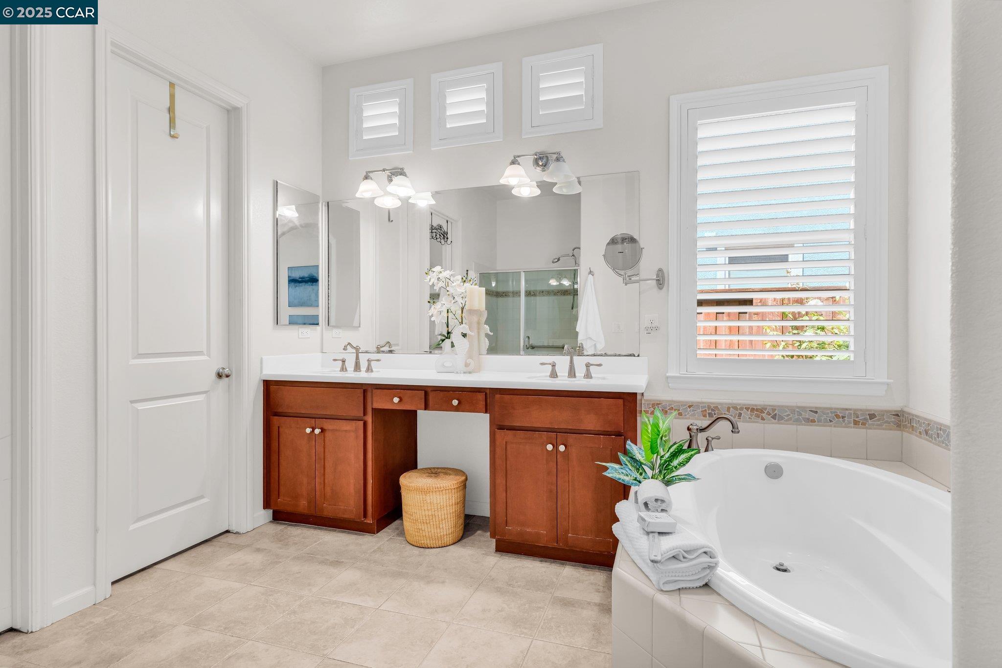 Detail Gallery Image 35 of 59 For 213 Shady Oak Dr, Oakley,  CA 94561 - 4 Beds | 3 Baths