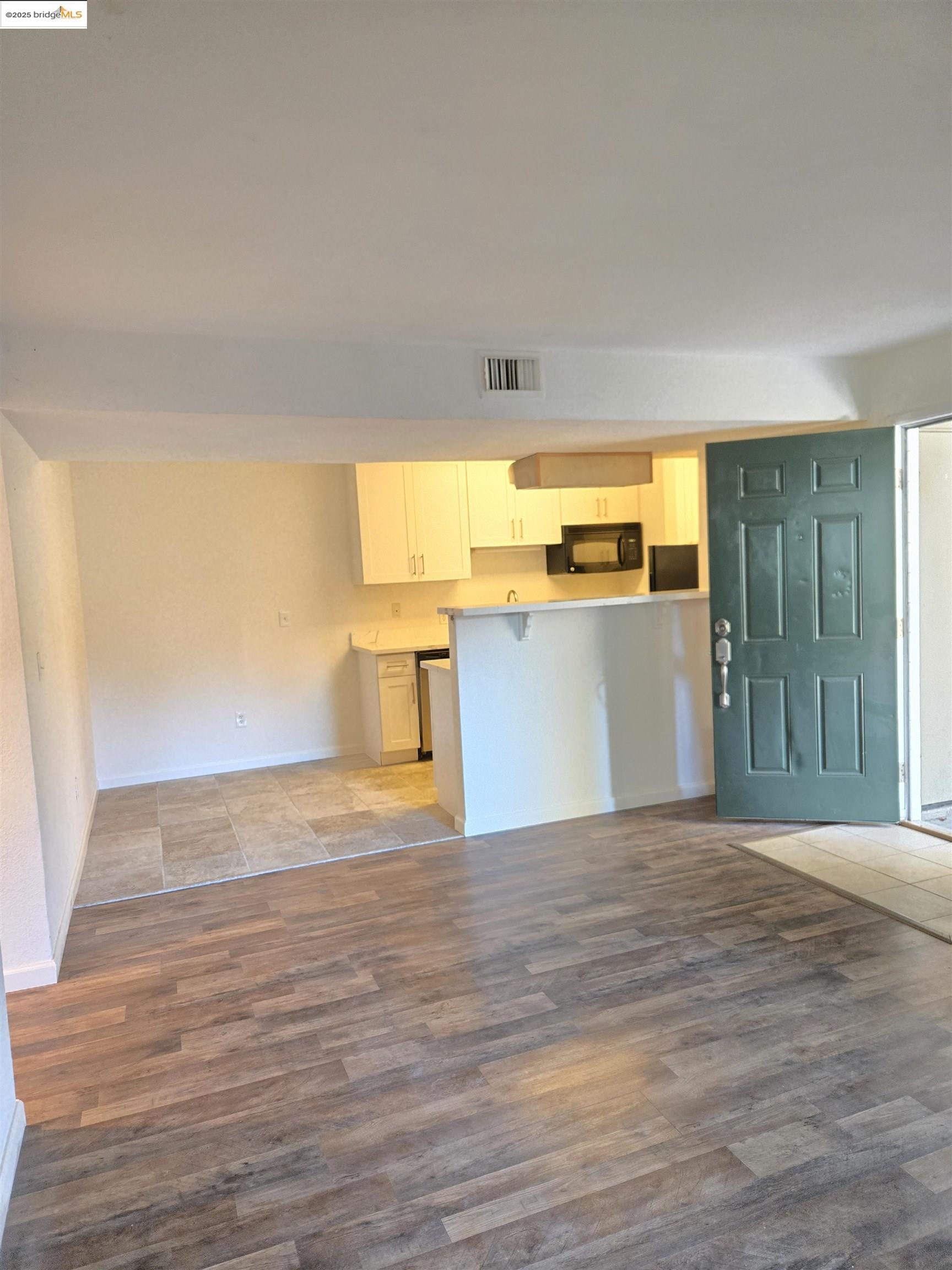 Photo #7: 41095337 Listing: Photo #7