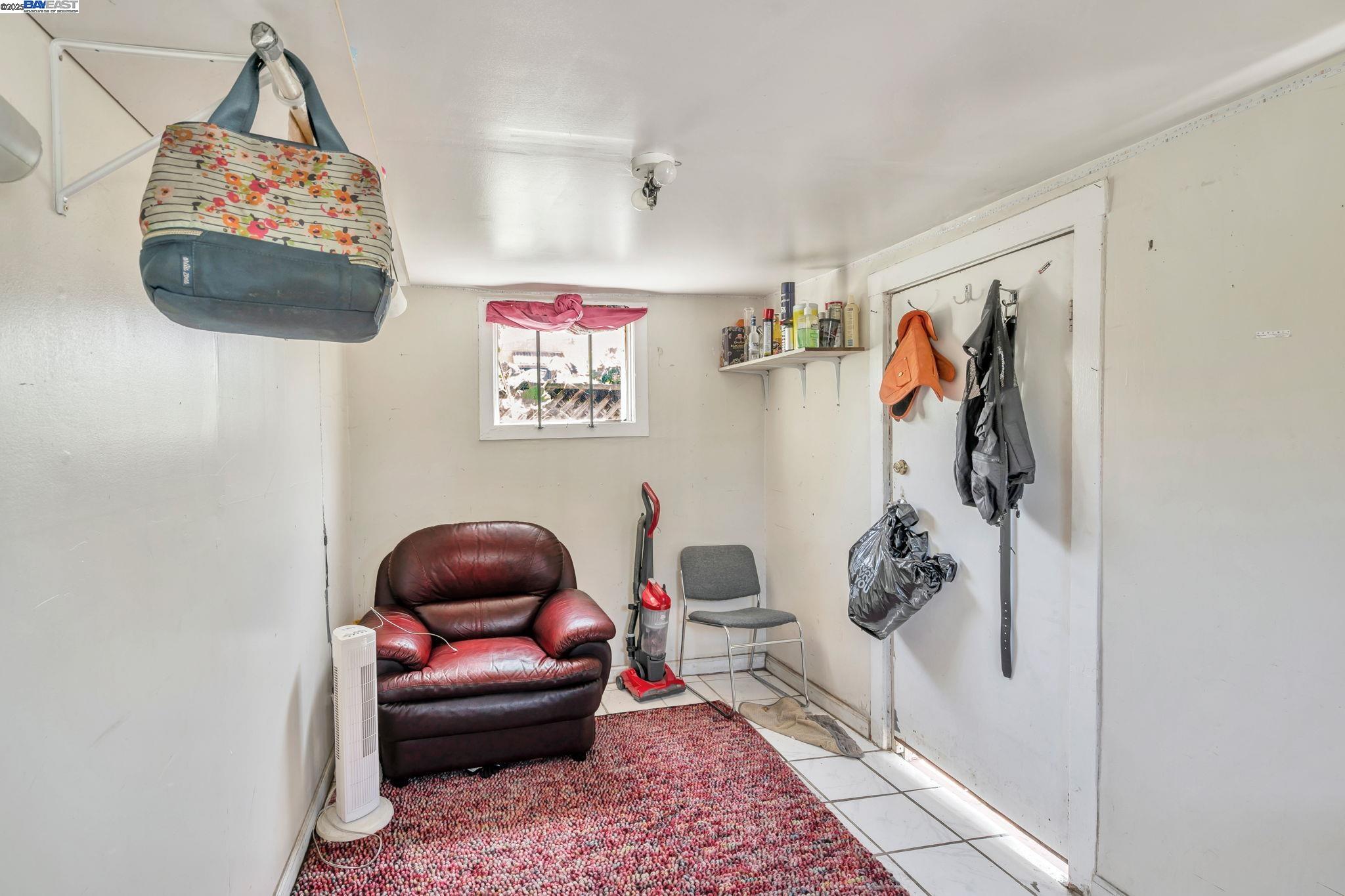 1550 79Th Ave, Oakland, California 94621, 2 Bedrooms Bedrooms, 5 Rooms Rooms,1 BathroomBathrooms,Residential,For Sale,1550 79Th Ave,41095341