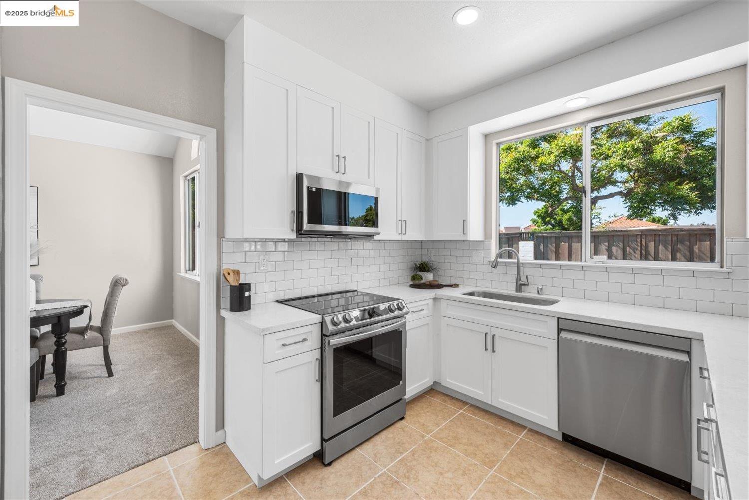 Detail Gallery Image 15 of 55 For 14 Cotati Ct, Oakley,  CA 94561 - 4 Beds | 2/1 Baths