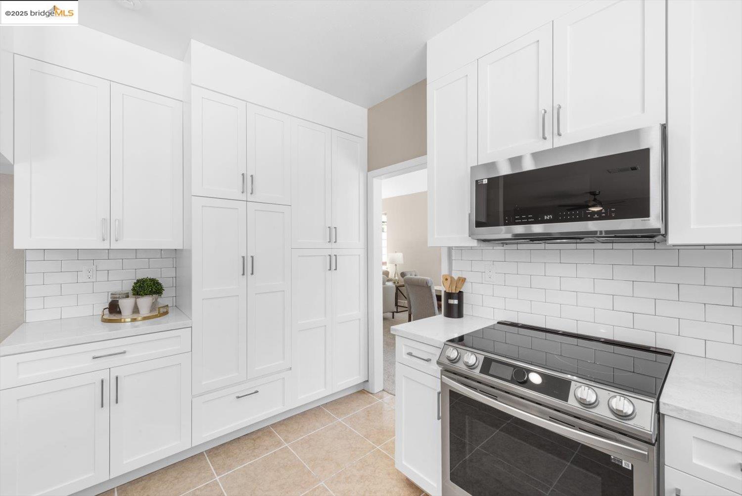 Detail Gallery Image 18 of 55 For 14 Cotati Ct, Oakley,  CA 94561 - 4 Beds | 2/1 Baths