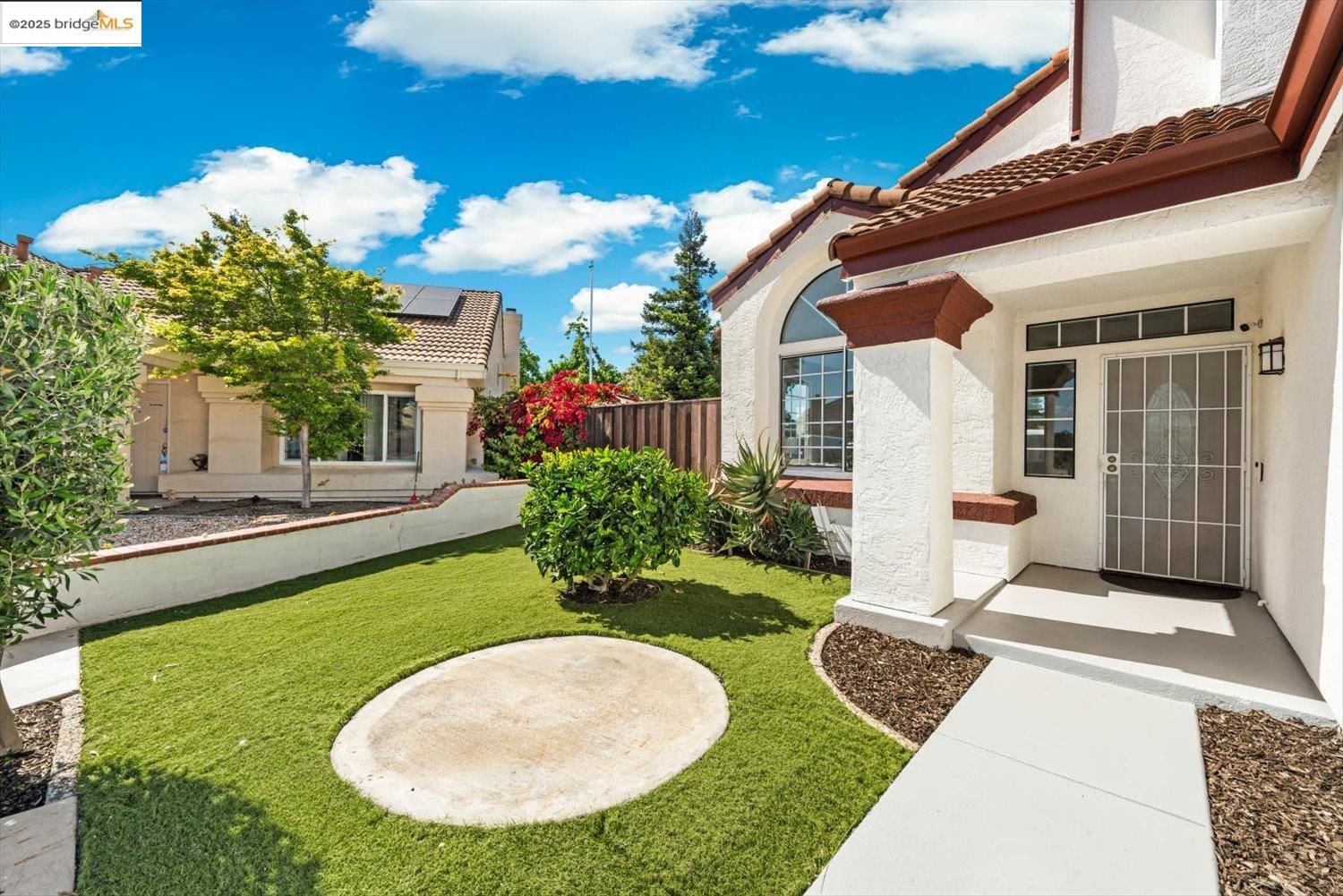 Detail Gallery Image 4 of 55 For 14 Cotati Ct, Oakley,  CA 94561 - 4 Beds | 2/1 Baths
