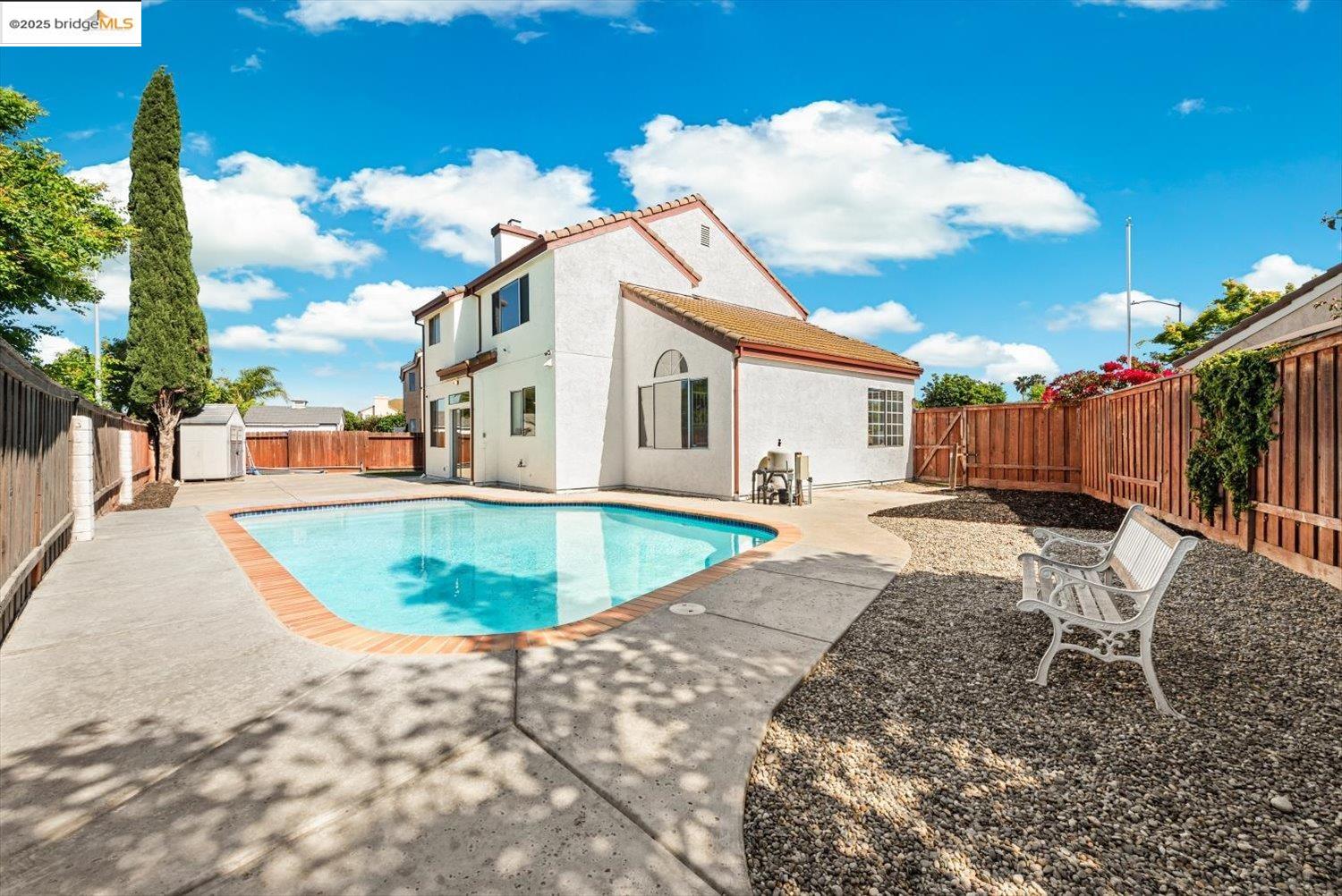 Detail Gallery Image 6 of 55 For 14 Cotati Ct, Oakley,  CA 94561 - 4 Beds | 2/1 Baths
