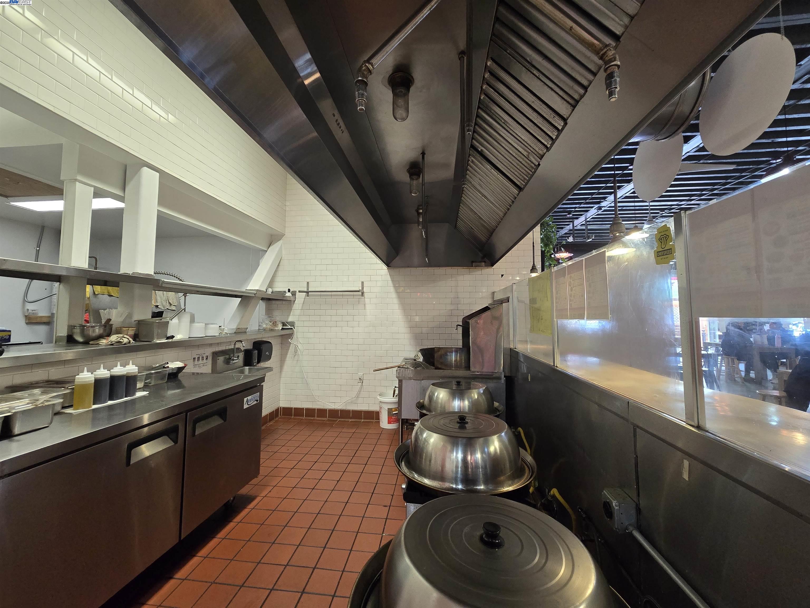 Detail Gallery Image 8 of 18 For , Oakland,  CA 94607 - – Beds | – Baths
