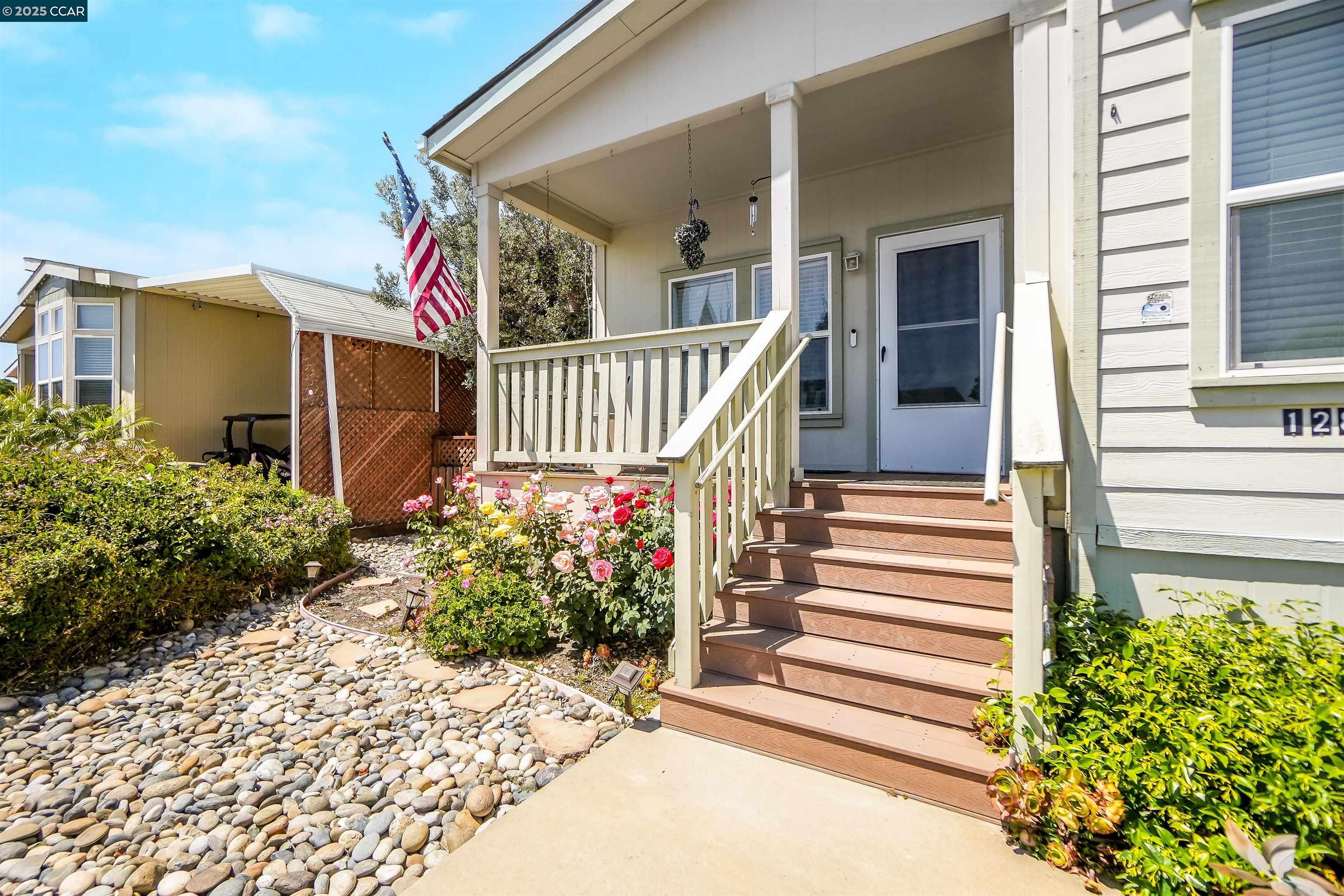 Detail Gallery Image 4 of 43 For 1287 Sussex Way, Hayward,  CA 94544 - 3 Beds | 2 Baths