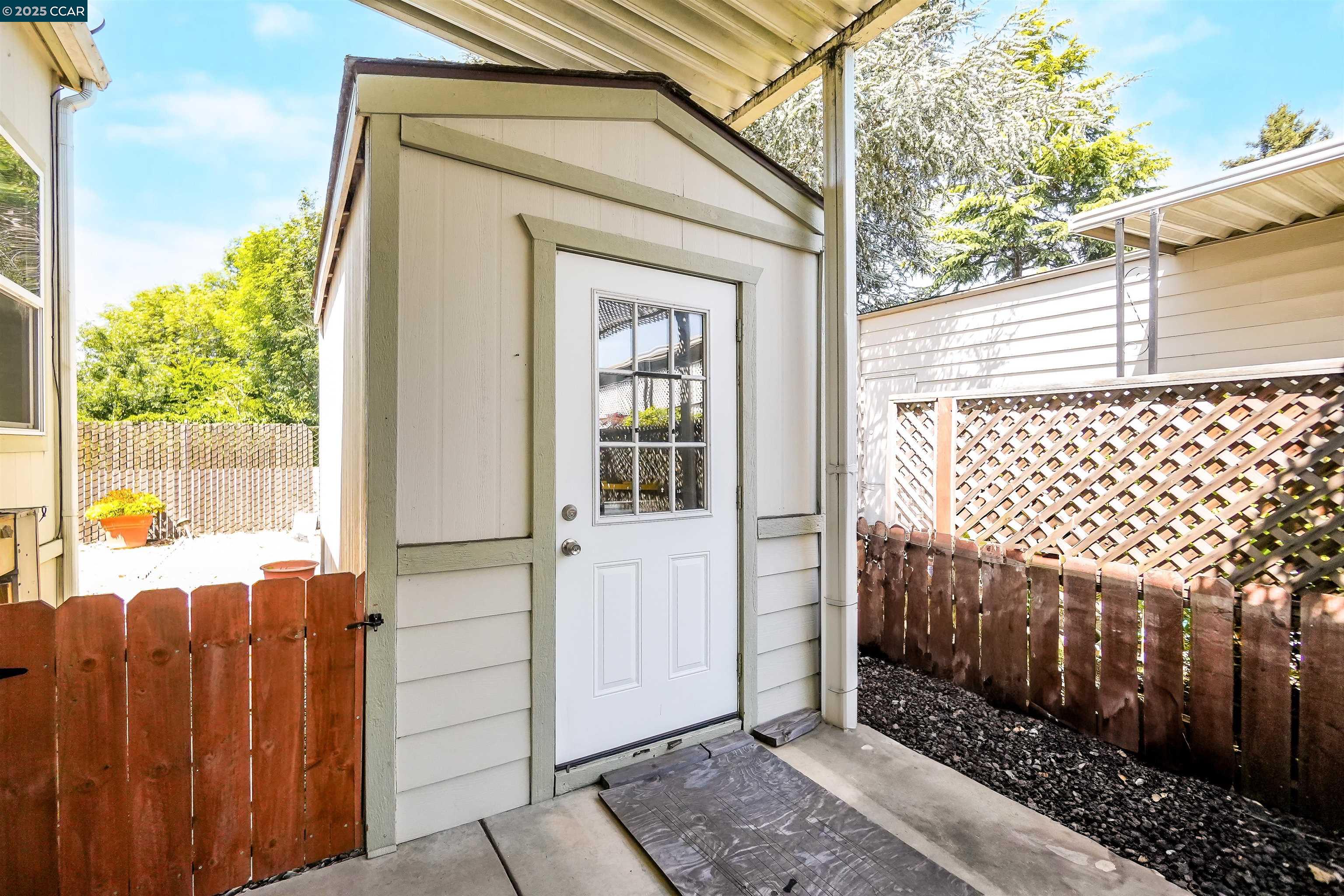 Detail Gallery Image 33 of 43 For 1287 Sussex Way, Hayward,  CA 94544 - 3 Beds | 2 Baths