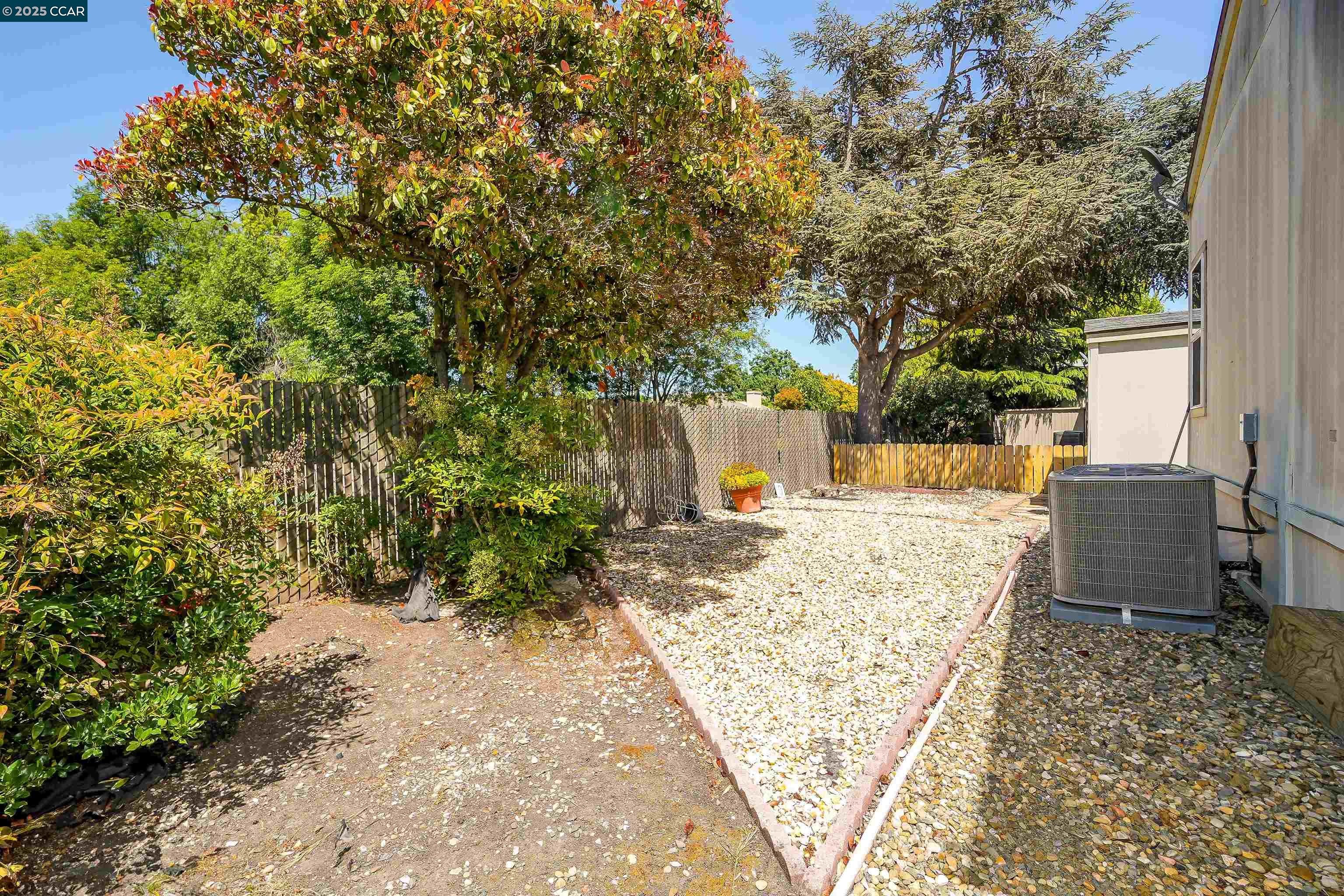 Detail Gallery Image 35 of 43 For 1287 Sussex Way, Hayward,  CA 94544 - 3 Beds | 2 Baths
