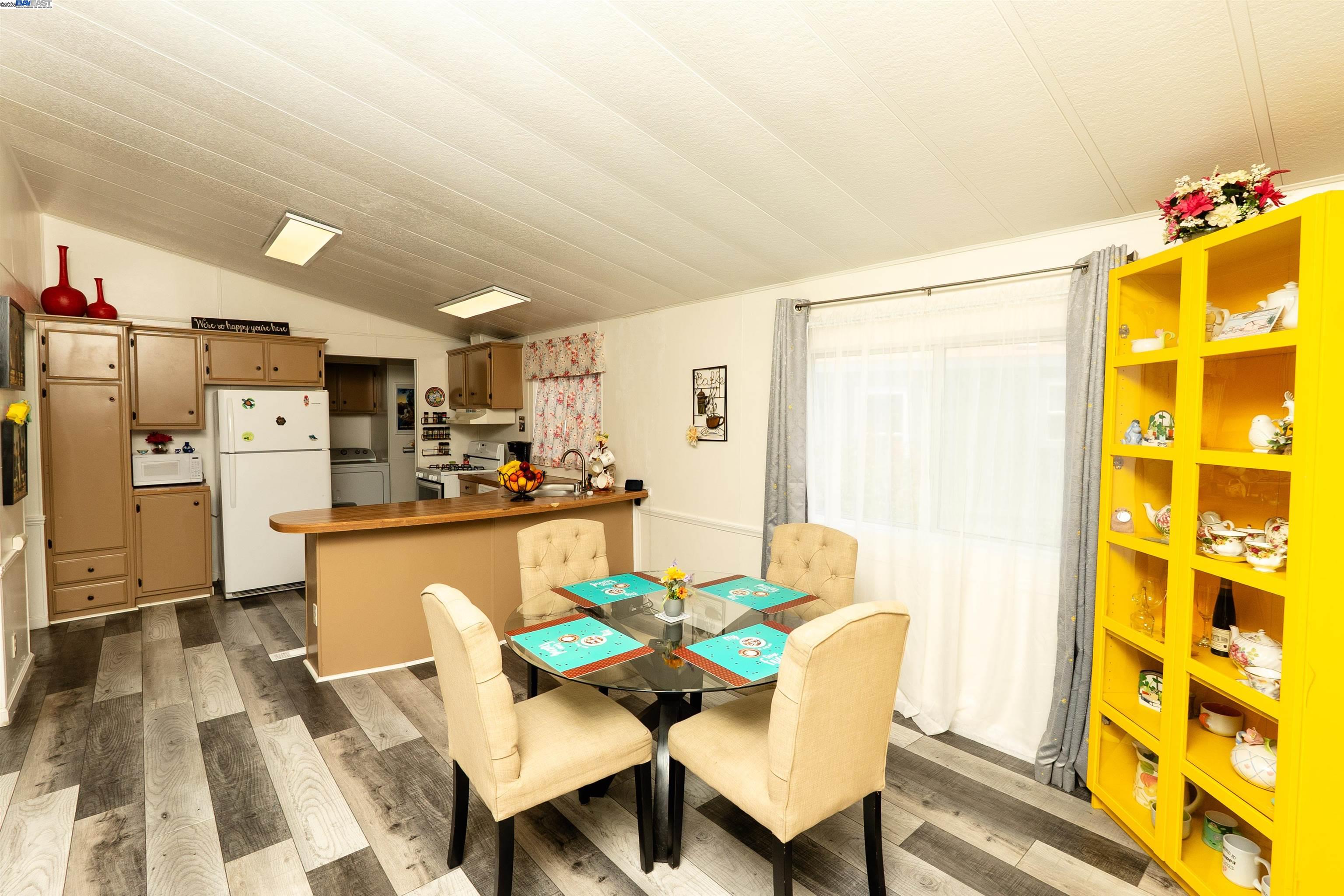 Detail Gallery Image 16 of 41 For 2499 E Gerard Ave #139,  Merced,  CA 95341 - 3 Beds | 2 Baths