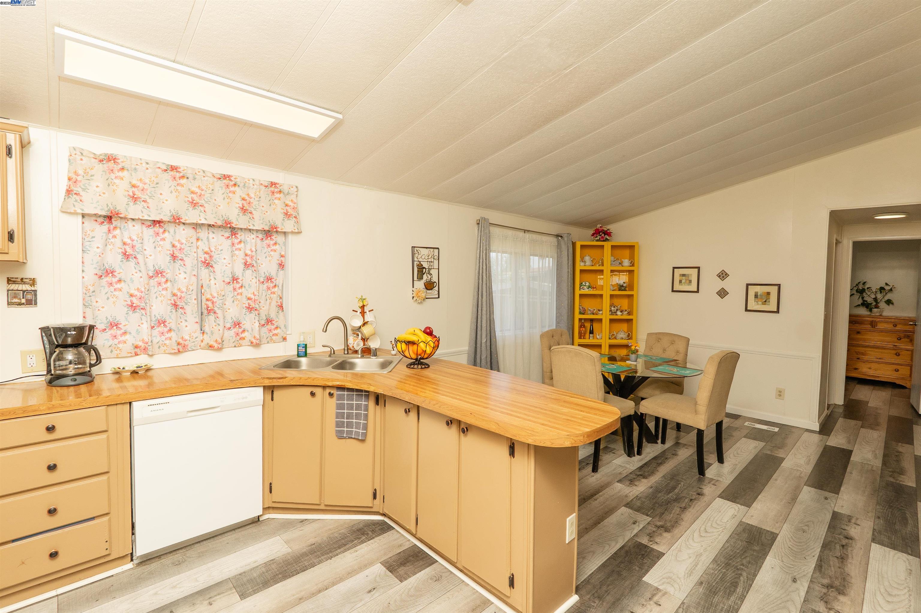 Detail Gallery Image 19 of 41 For 2499 E Gerard Ave #139,  Merced,  CA 95341 - 3 Beds | 2 Baths