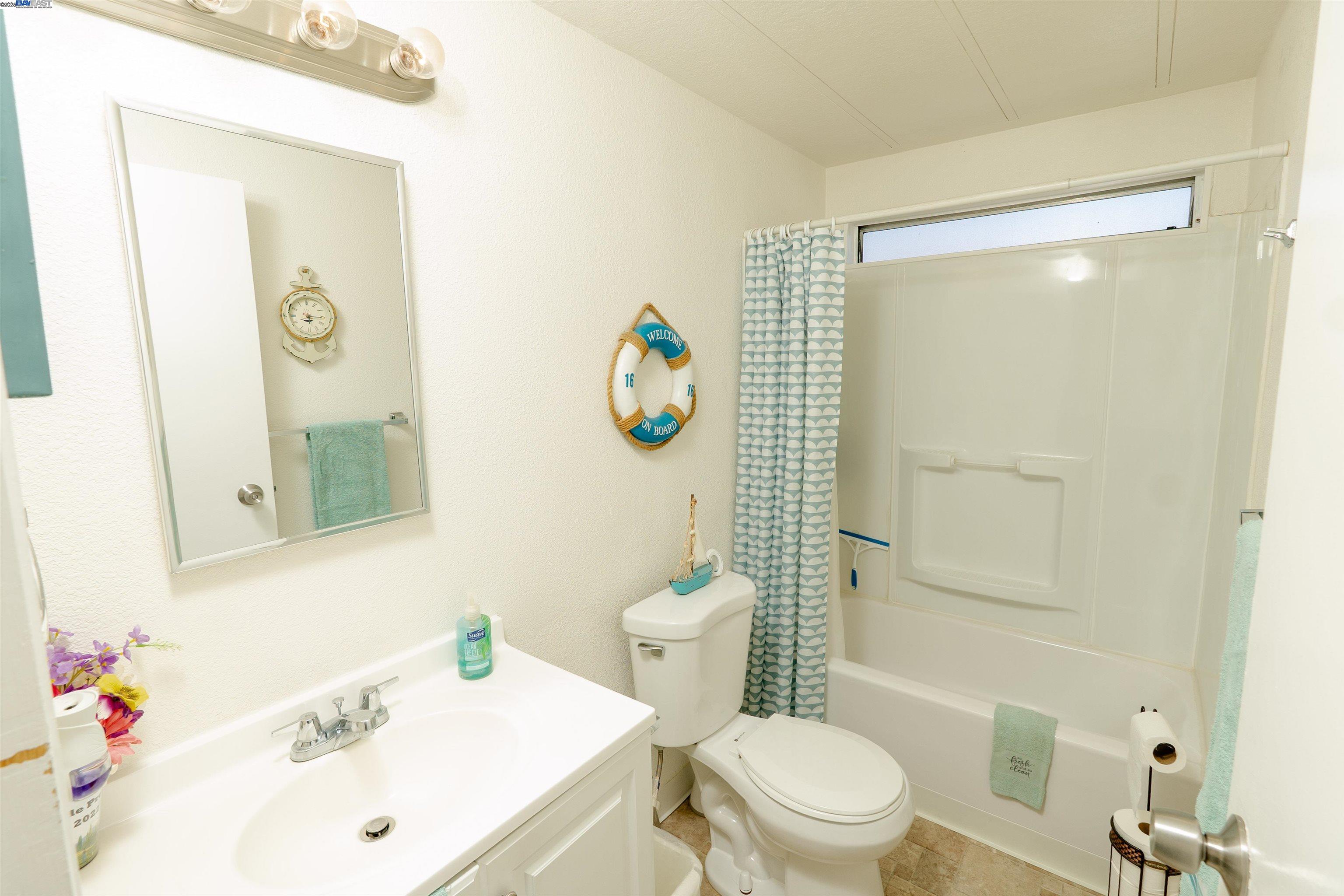 Detail Gallery Image 32 of 41 For 2499 E Gerard Ave #139,  Merced,  CA 95341 - 3 Beds | 2 Baths