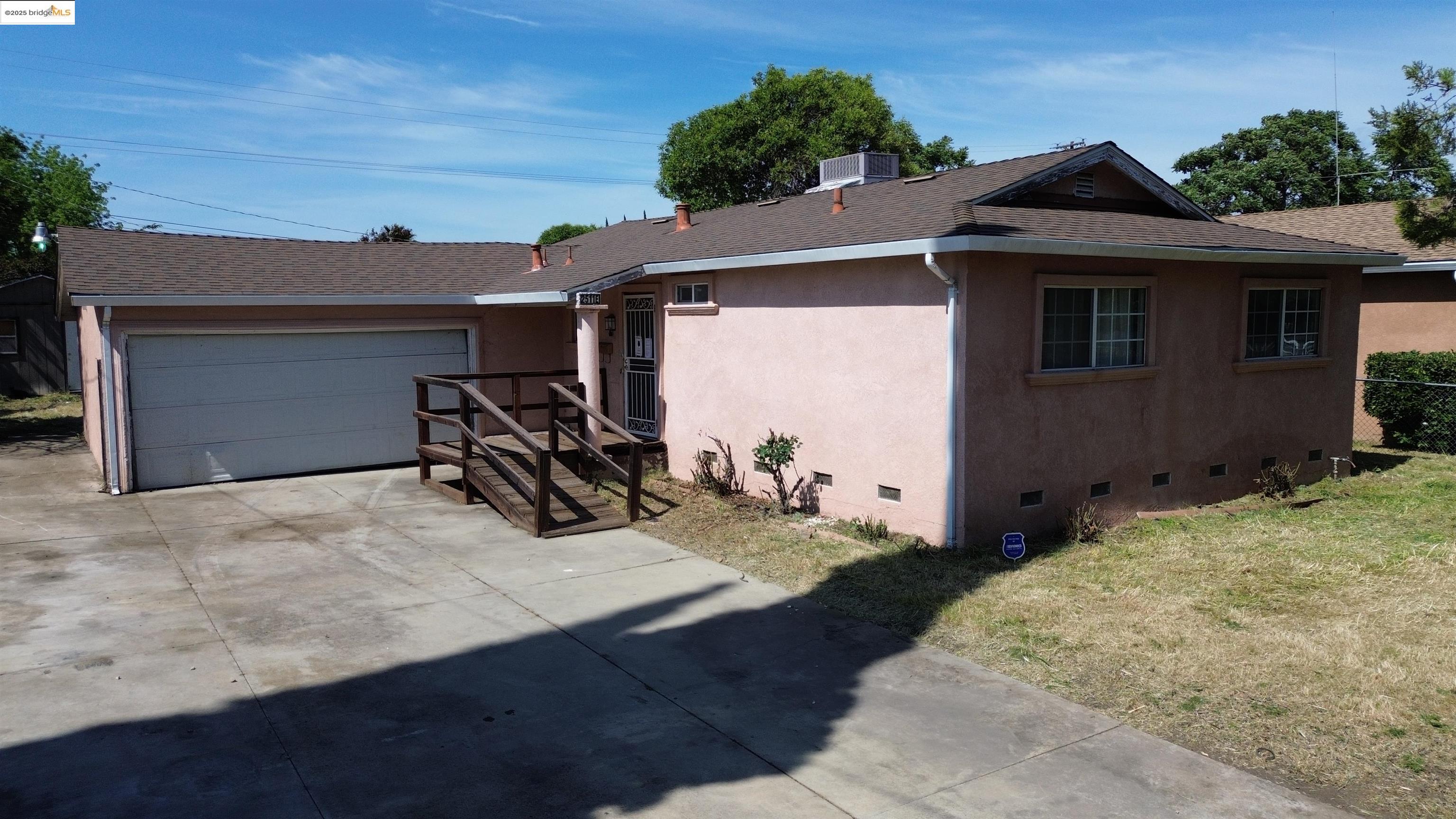 Detail Gallery Image 20 of 20 For 2511 E 9th St, Stockton,  CA 95205 - 3 Beds | 1 Baths