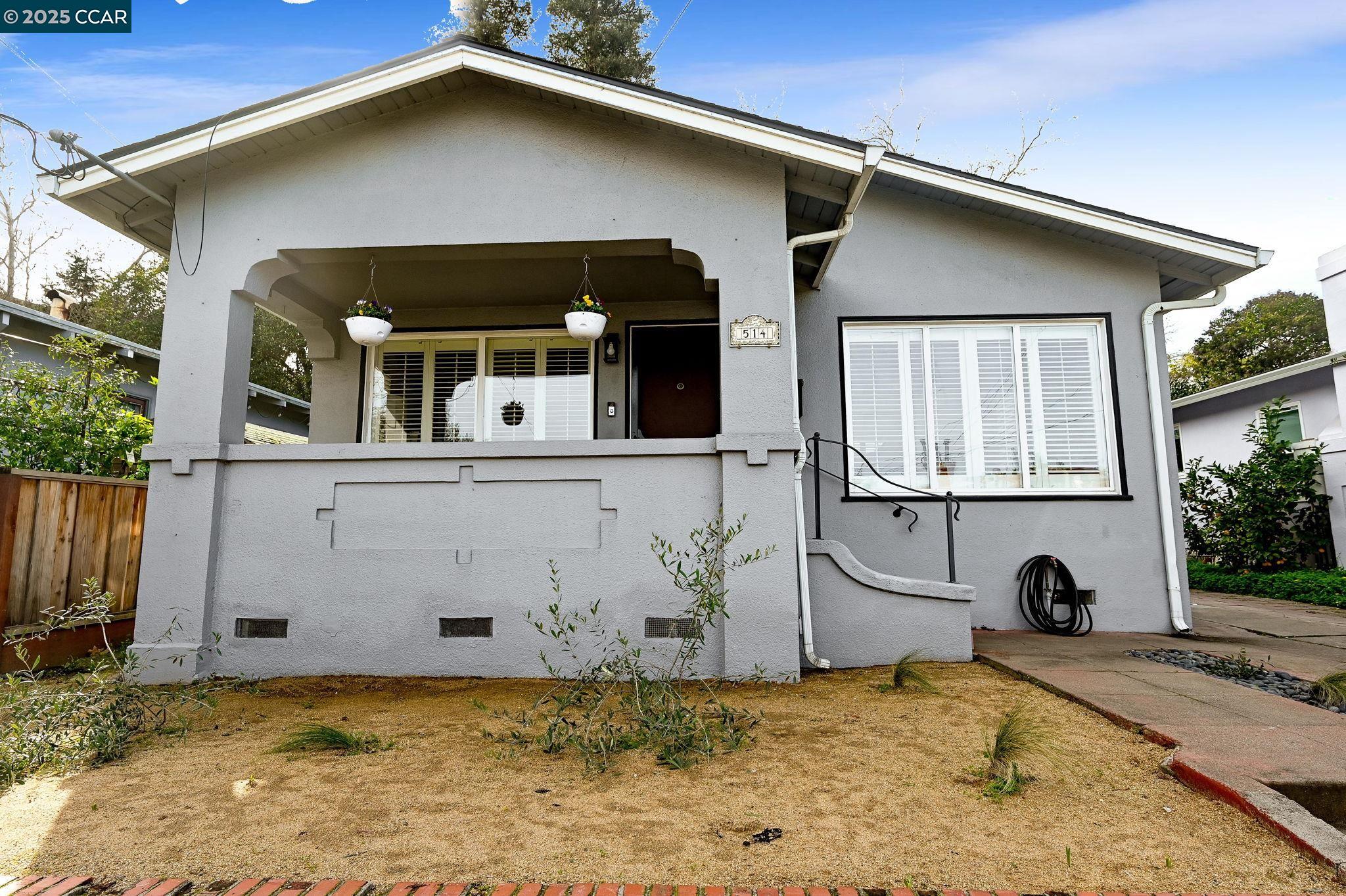 Detail Gallery Image 3 of 36 For 514 Arch Street, Martinez,  CA 94553-3241 - 3 Beds | 2/1 Baths