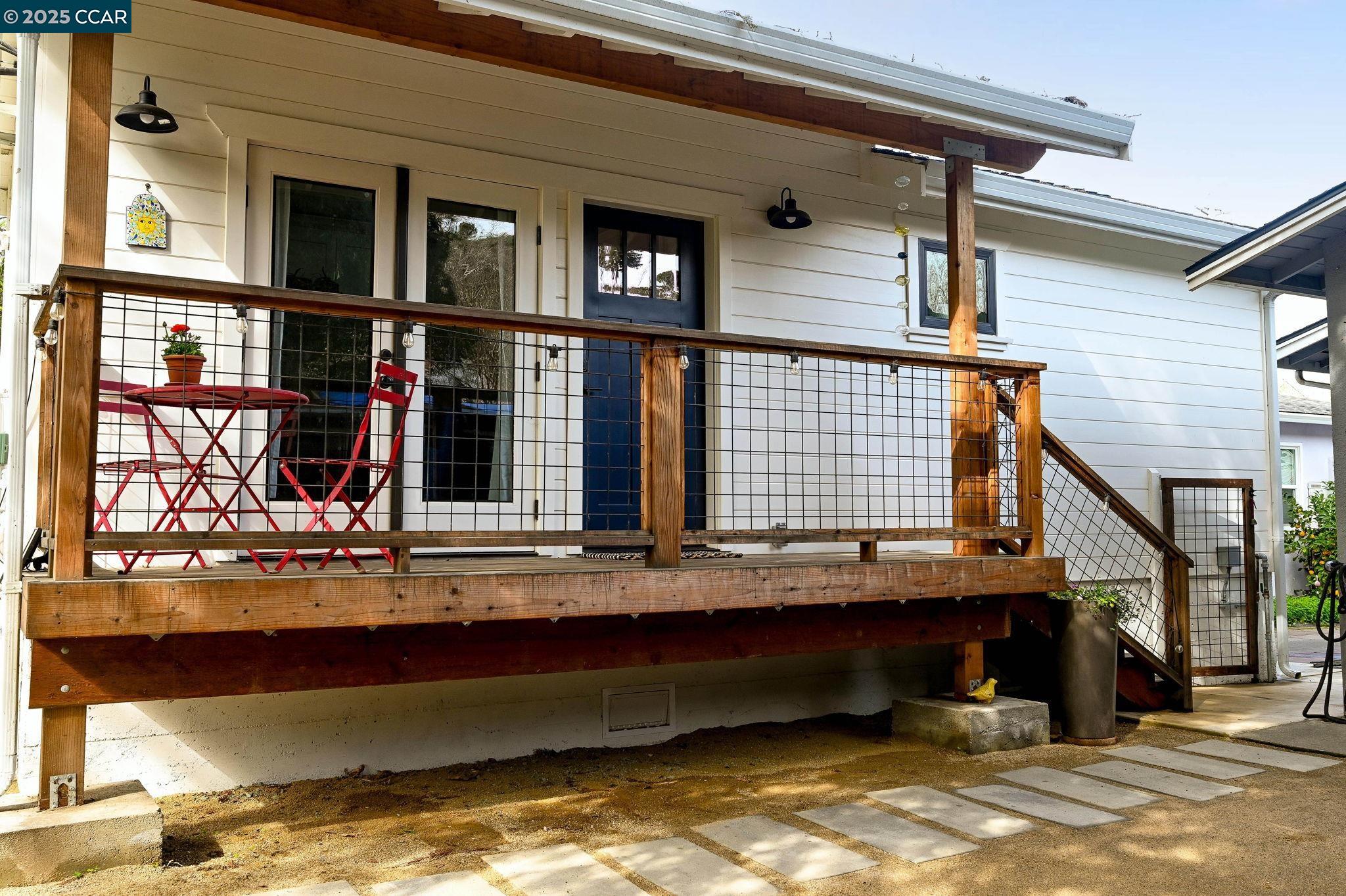Detail Gallery Image 22 of 36 For 514 Arch Street, Martinez,  CA 94553-3241 - 3 Beds | 2/1 Baths