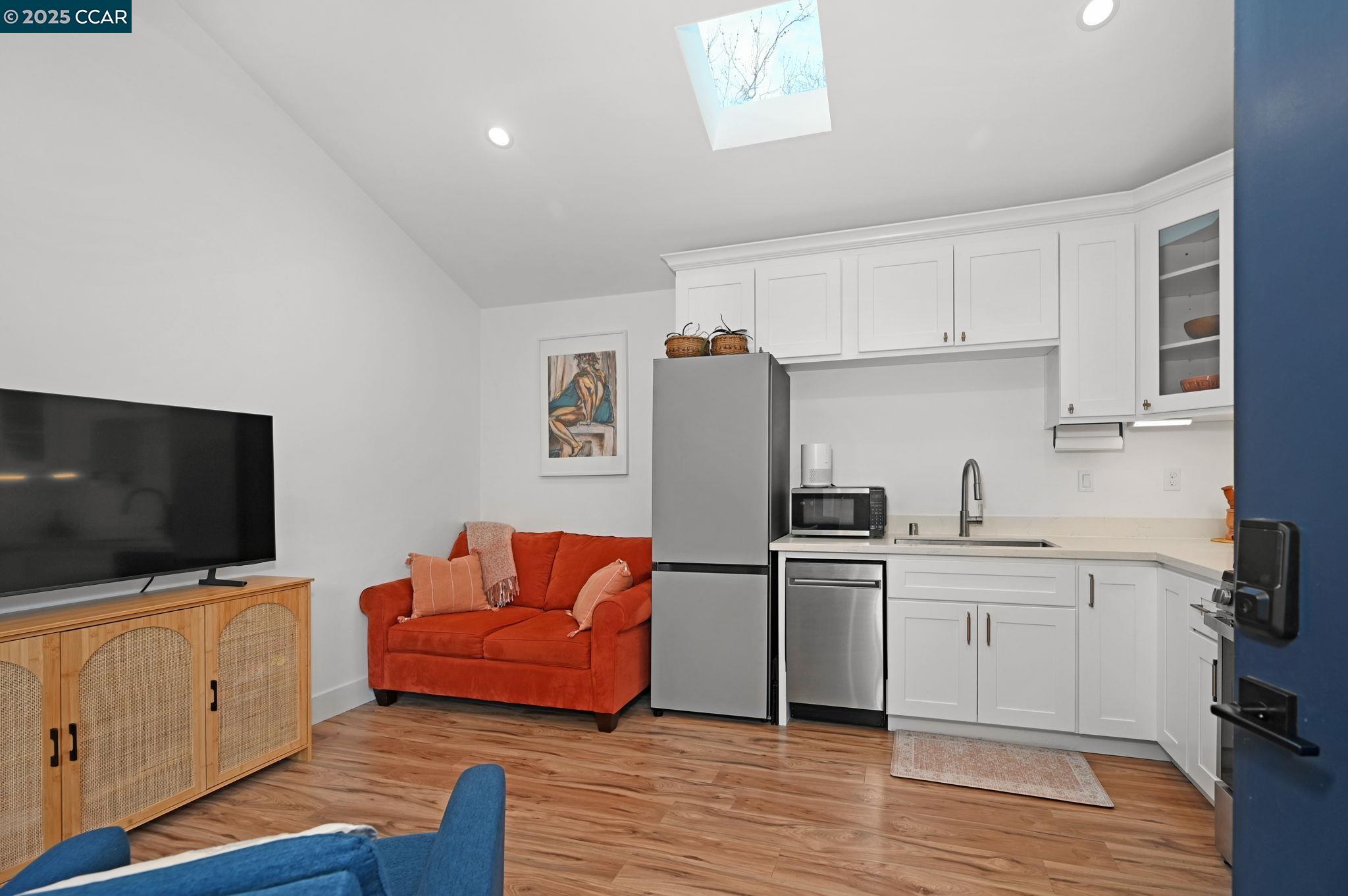 Detail Gallery Image 24 of 36 For 514 Arch Street, Martinez,  CA 94553-3241 - 3 Beds | 2/1 Baths