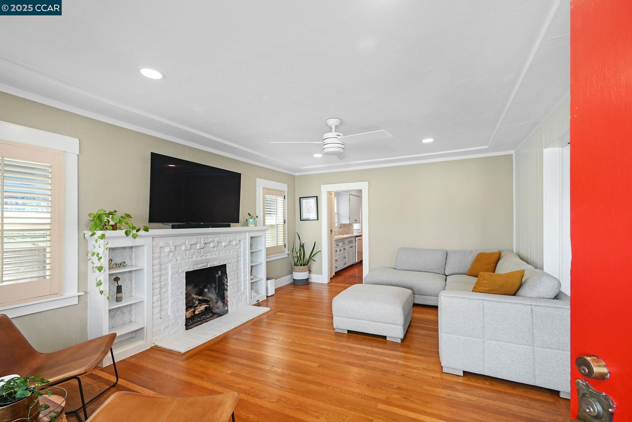 Detail Gallery Image 5 of 36 For 514 Arch Street, Martinez,  CA 94553-3241 - 3 Beds | 2/1 Baths