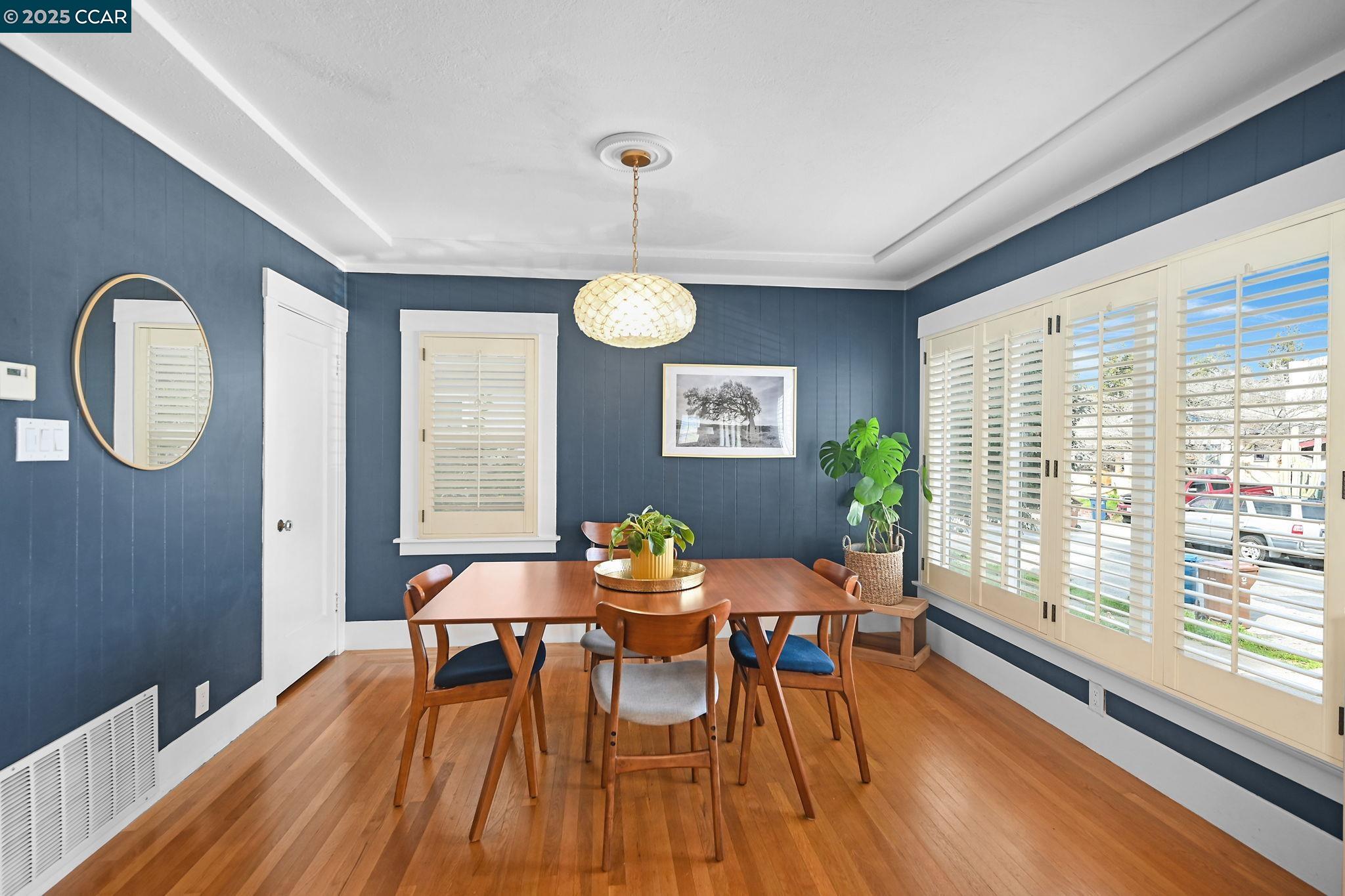 Detail Gallery Image 9 of 36 For 514 Arch Street, Martinez,  CA 94553-3241 - 3 Beds | 2/1 Baths