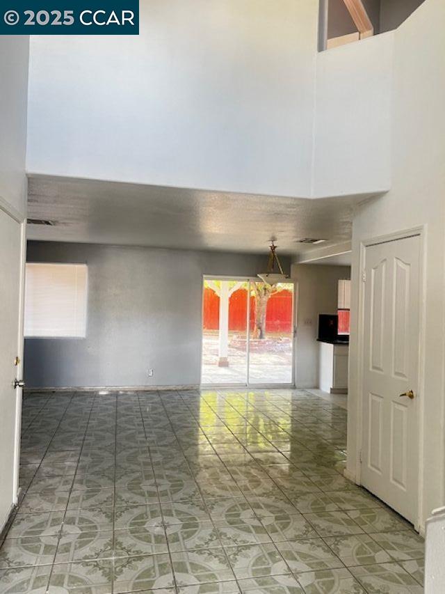 Detail Gallery Image 4 of 25 For 40123 Casillo Rd, Palmdale,  CA 93550 - 4 Beds | 3 Baths
