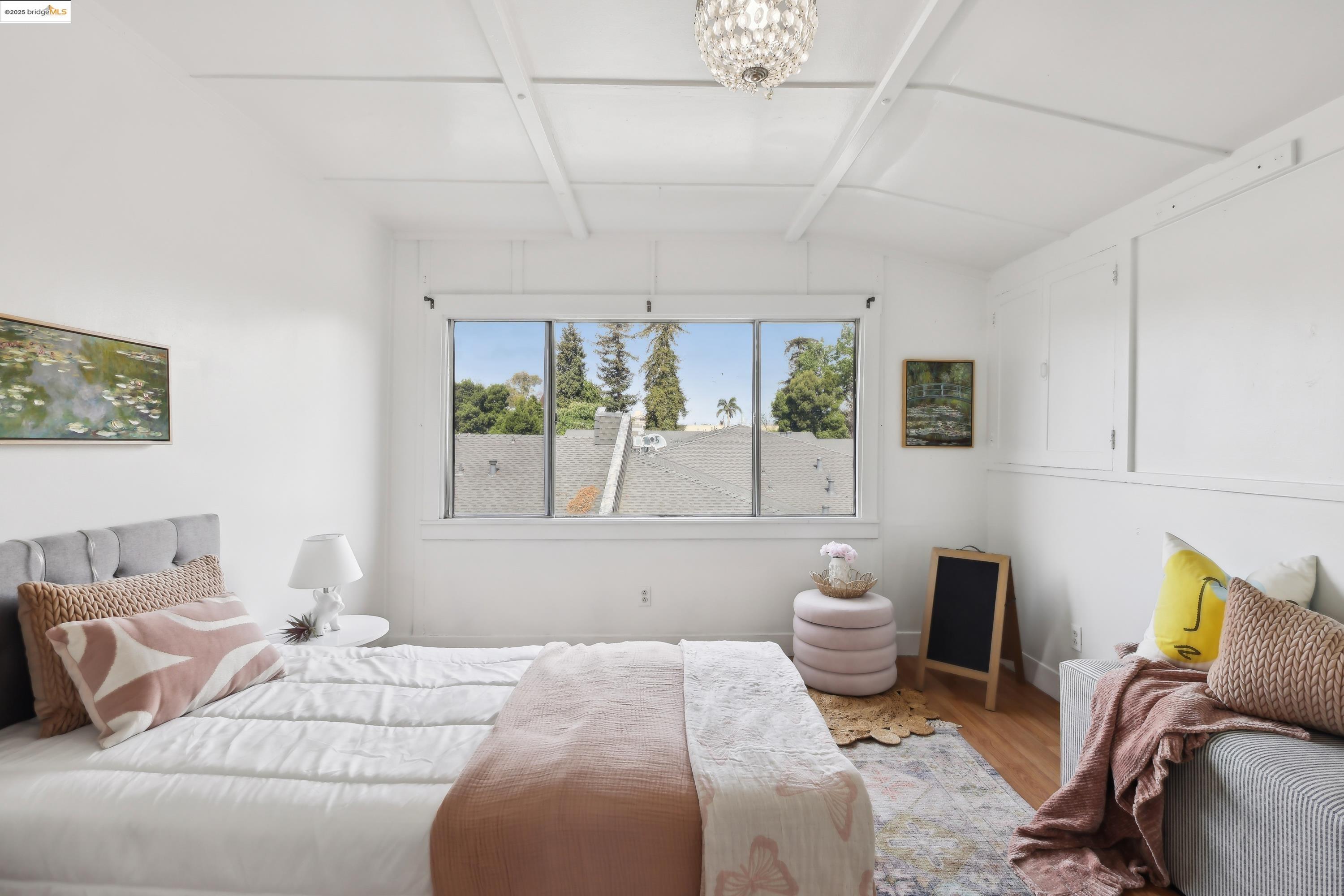 Detail Gallery Image 26 of 58 For 3064 E 15th St, Oakland,  CA 94601 - 5 Beds | 4 Baths