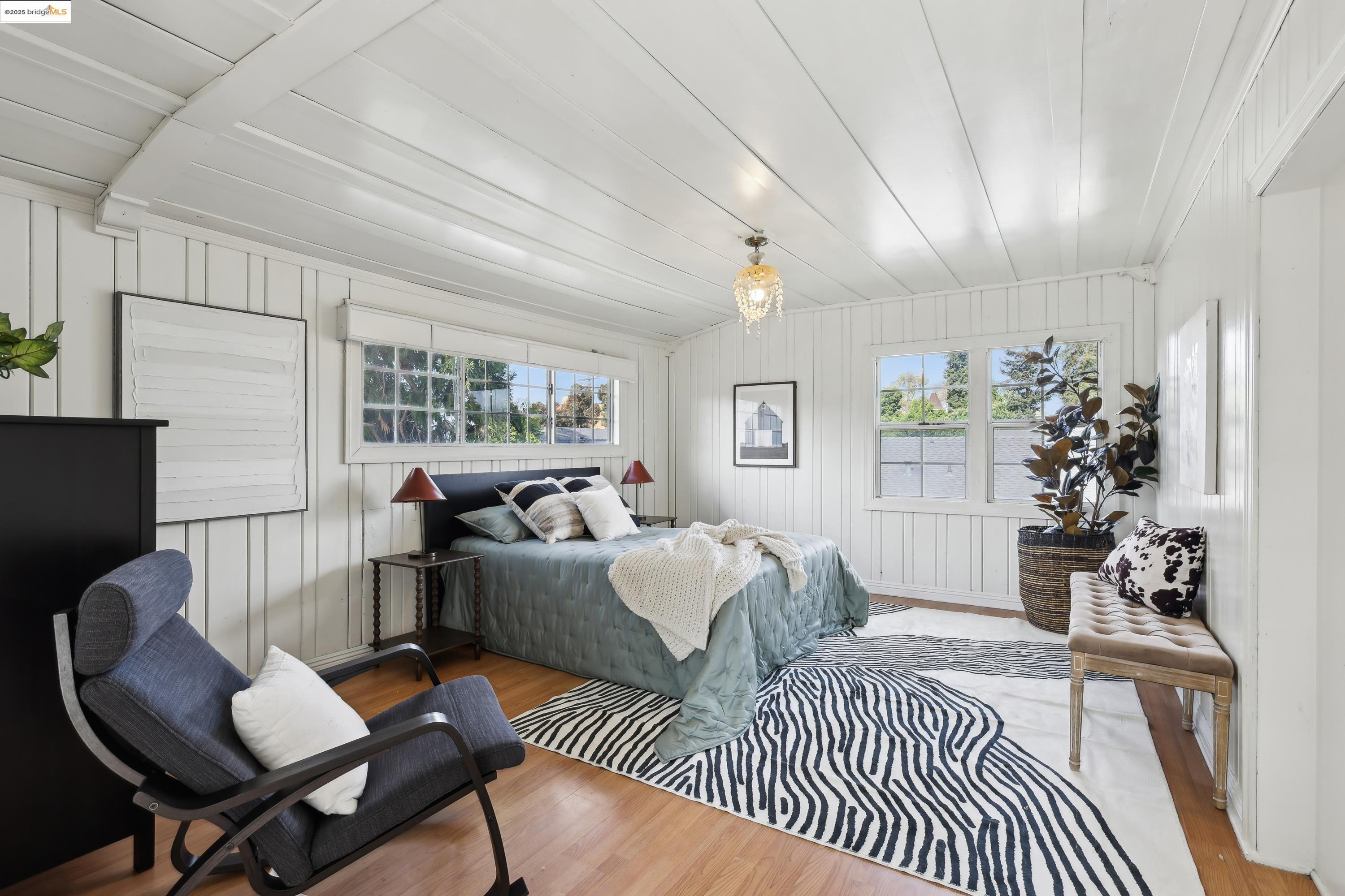 Detail Gallery Image 32 of 58 For 3064 E 15th St, Oakland,  CA 94601 - 5 Beds | 4 Baths